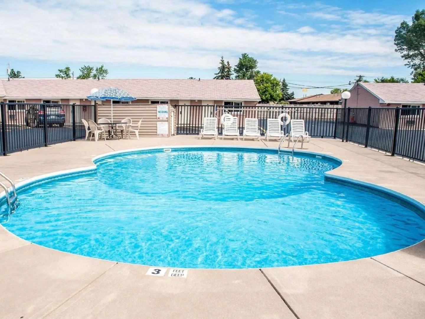 Rodeway Inn & Suites Niagara Falls