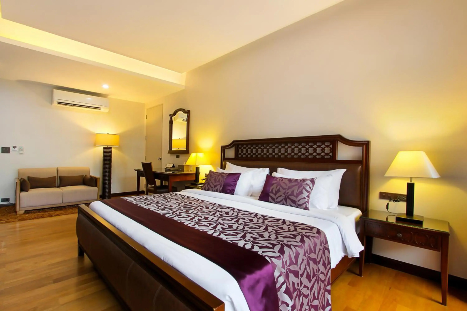 Rimnaam Klangchan Hotel