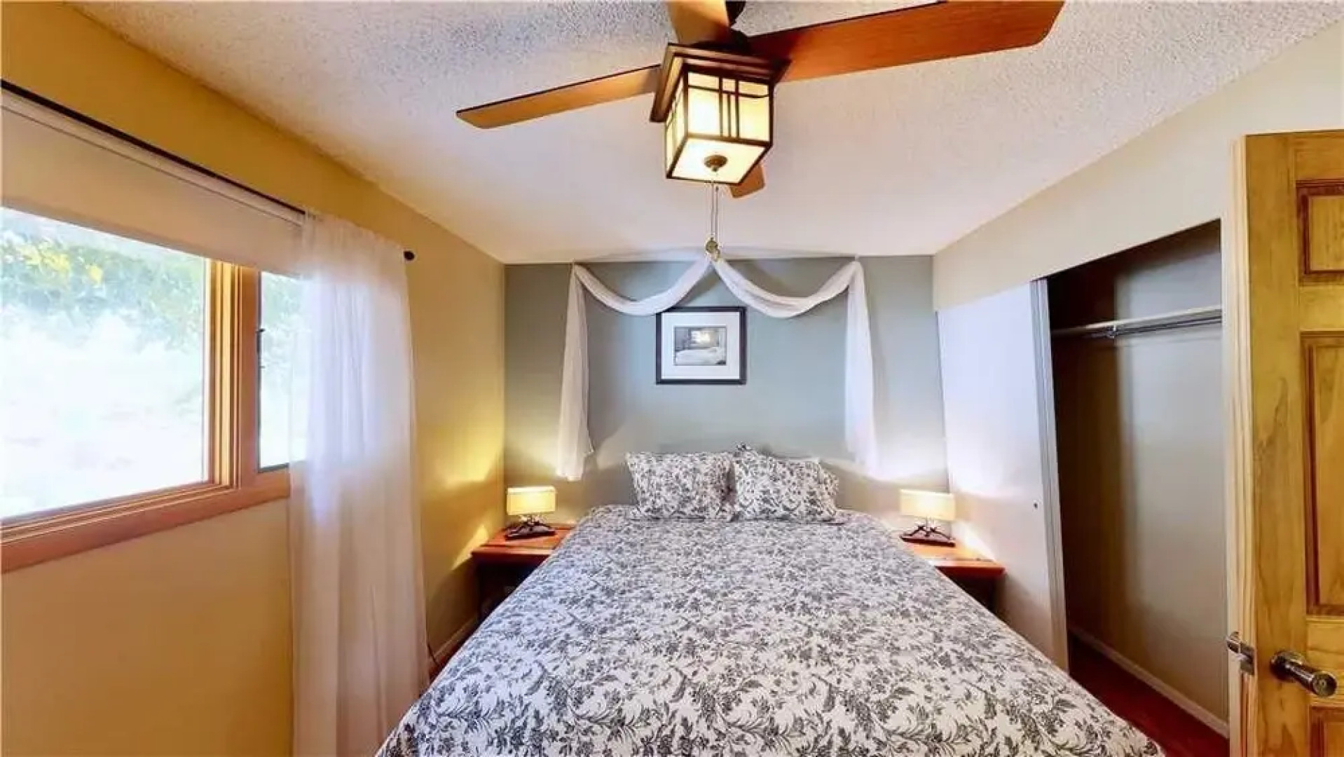 Ezpeleta's Bed and Breakfast