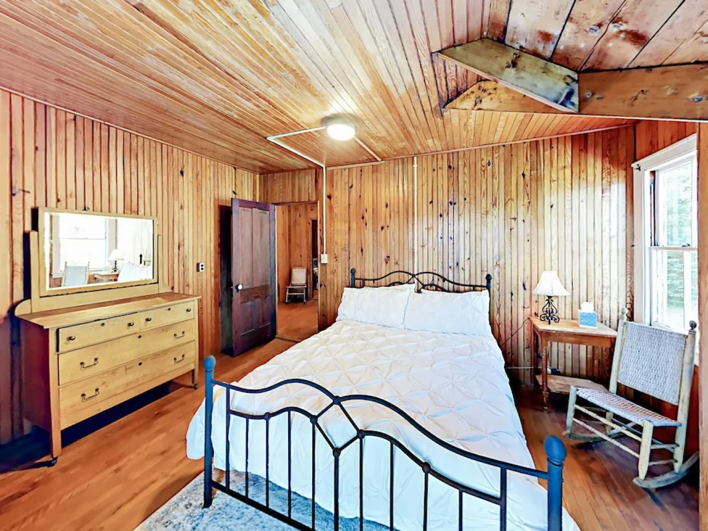 Green Gables Cottage 4 Bedrooms 2 Bathrooms Cottage