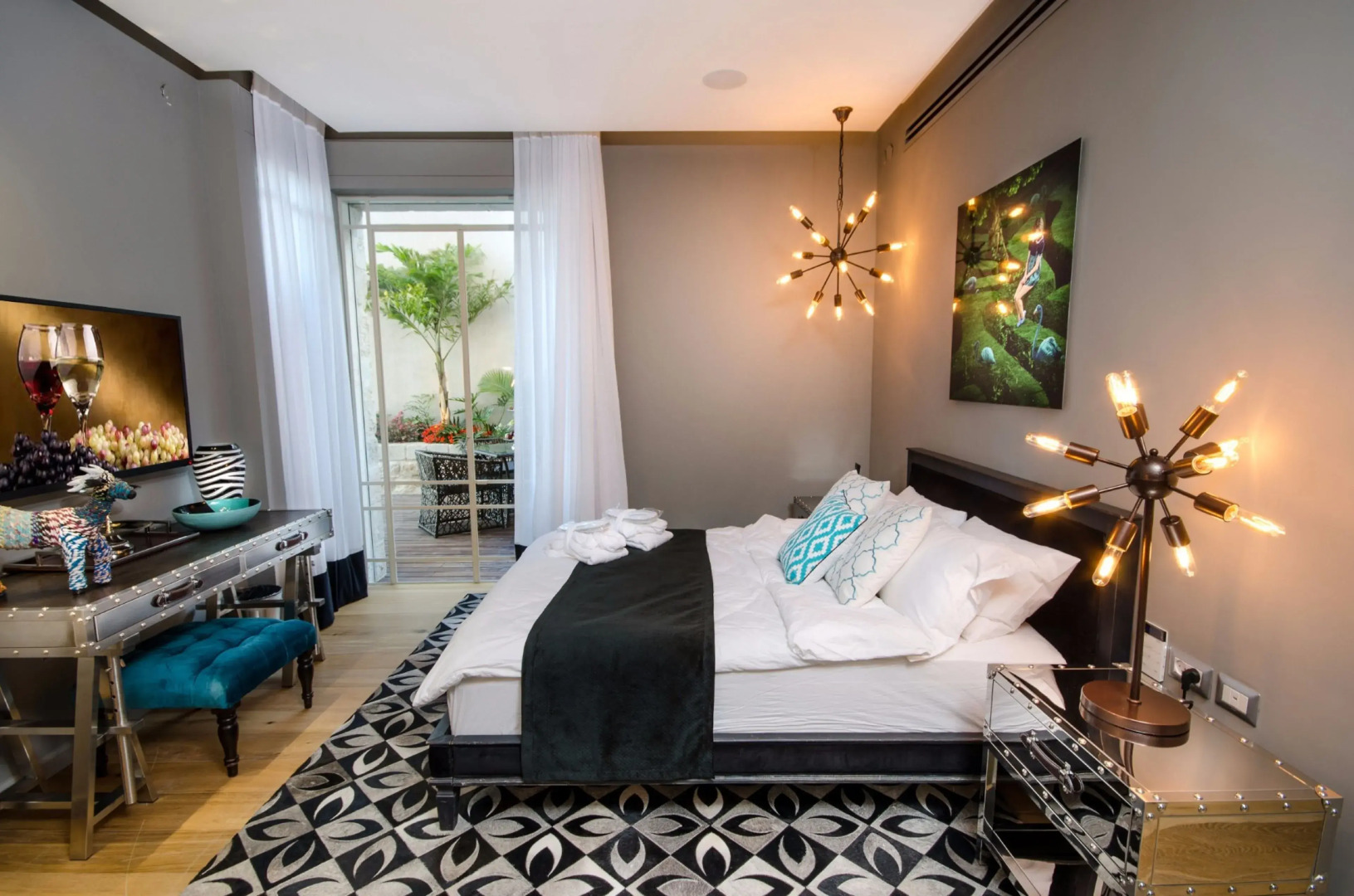 Chateau Glili - Adults Only