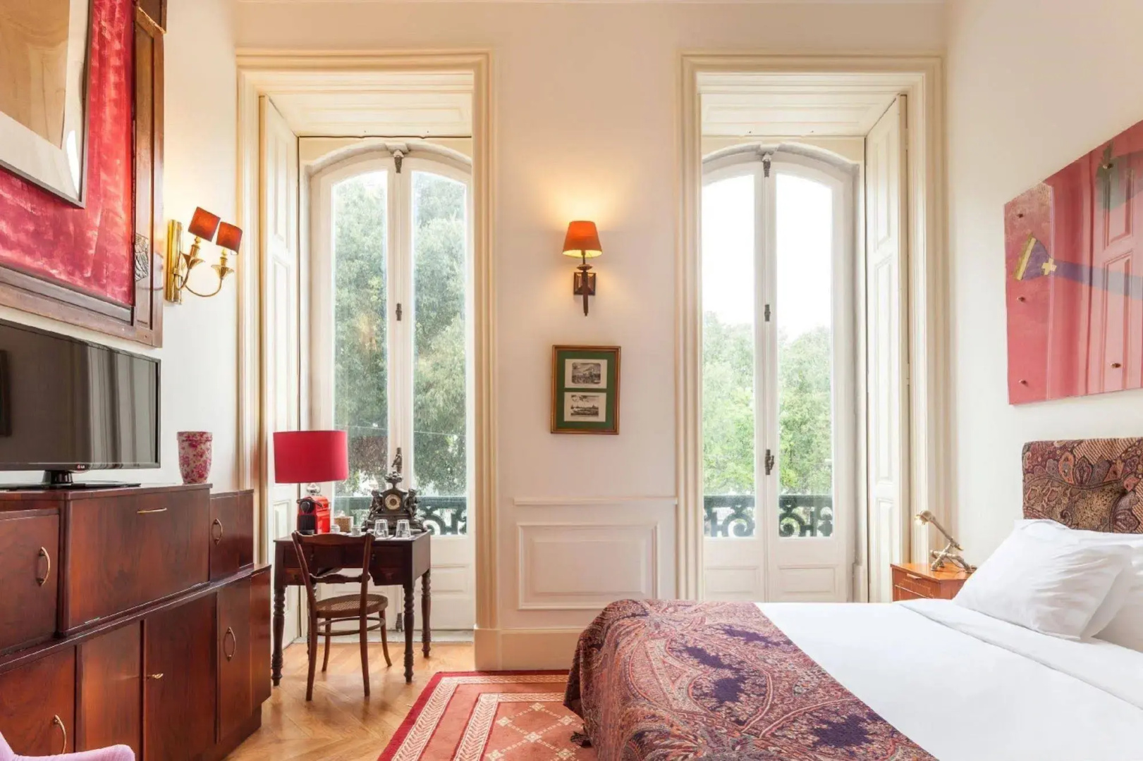 The Independente Suites & Terrace