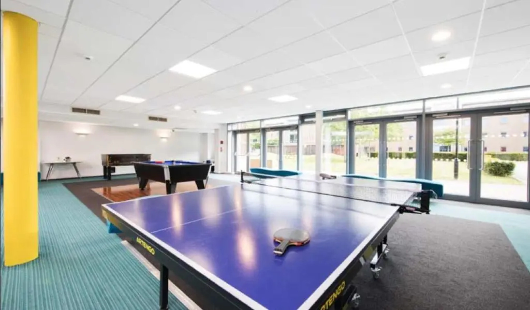 Bright Rooms for STUDENTS Only - Bedford, SK