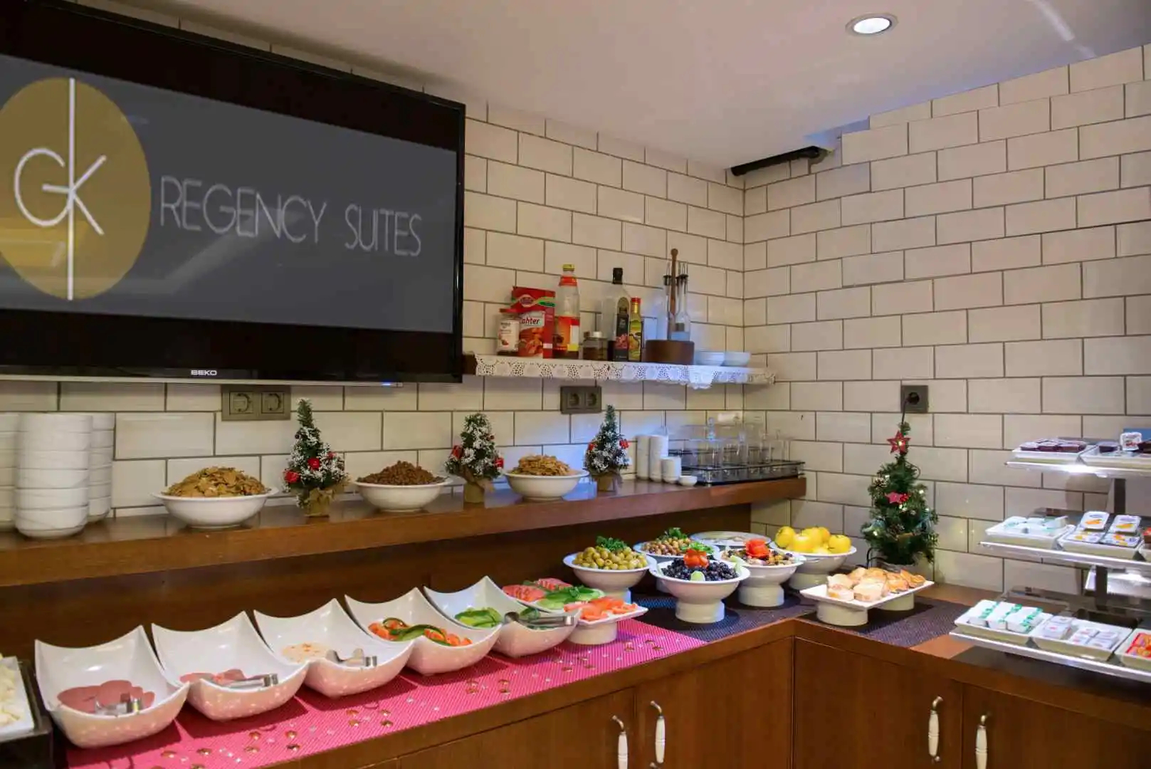 GK Regency Suites