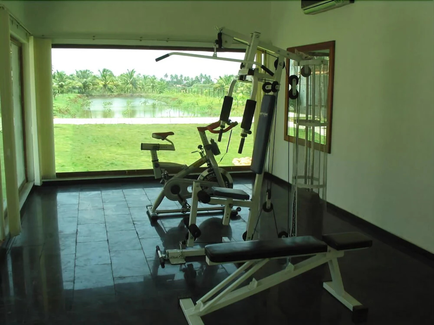 Manor Backwater Resort