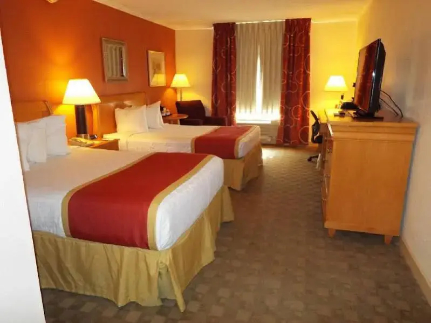 Ramada Morgantown Hotel & Conference Center