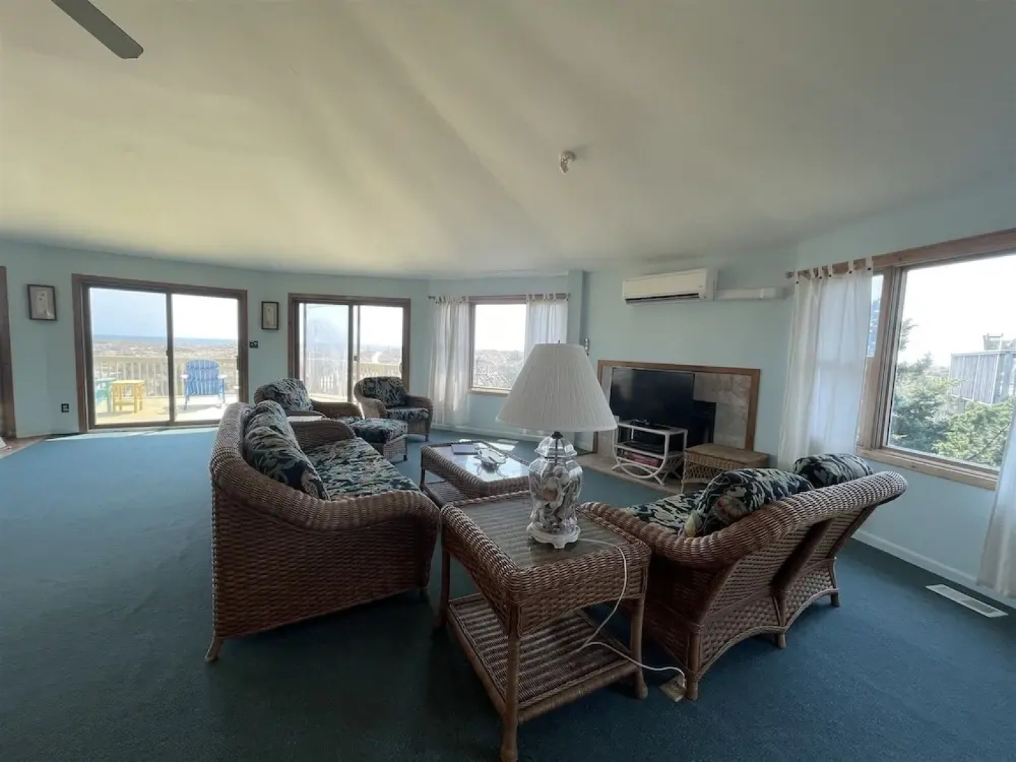 Dune Rose 3 Bedroom Cottage by RedAwning