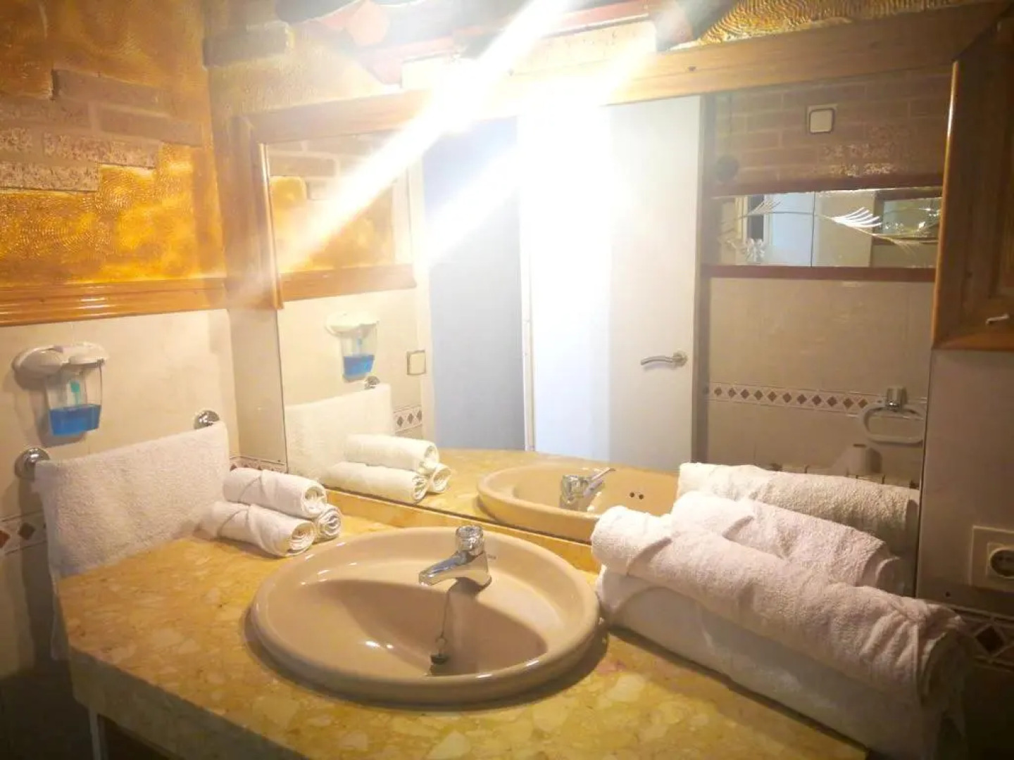 House With 3 Bedrooms in Esparreguera, With Wonderful City View, Balco