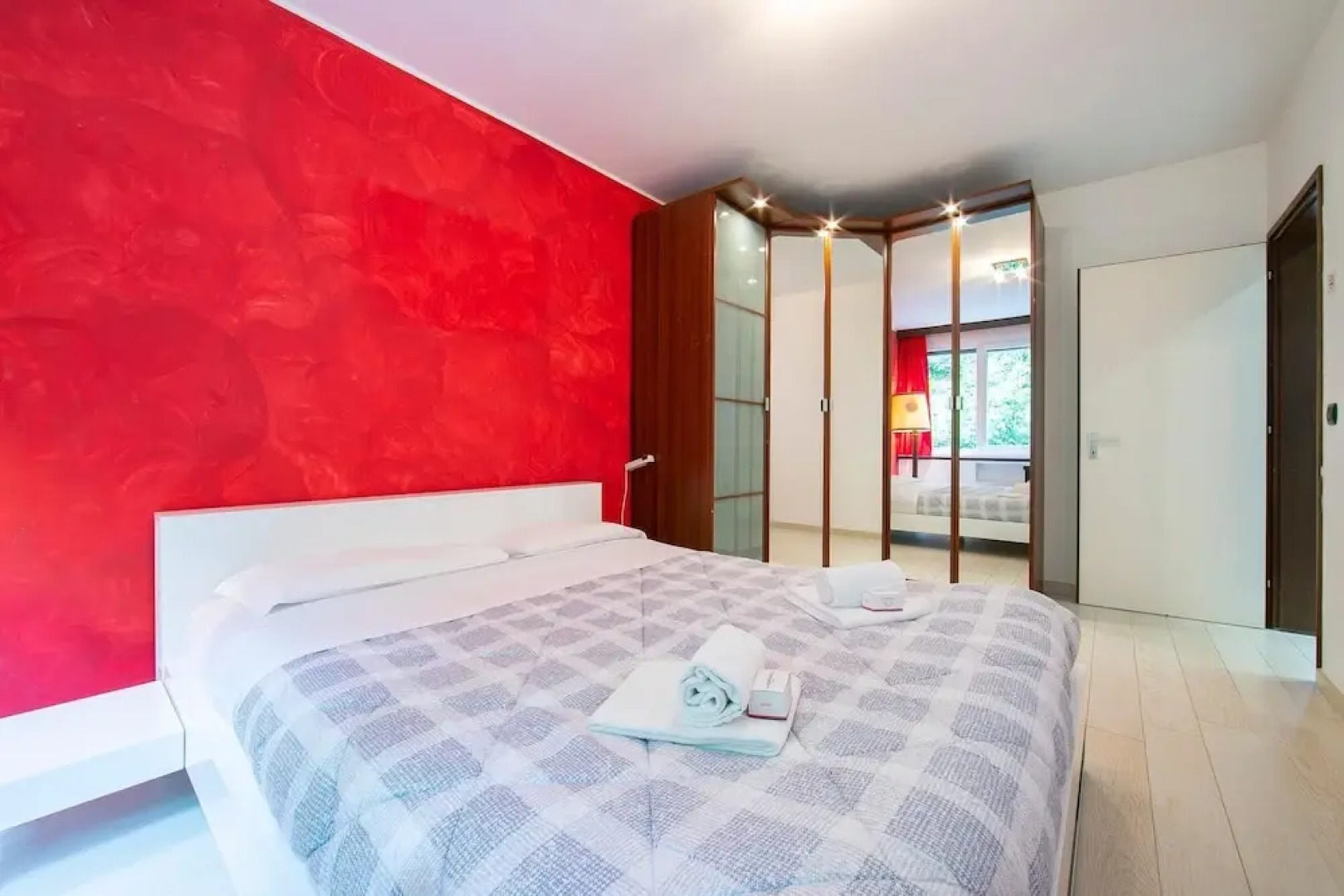 Melide On The Lake in Melide