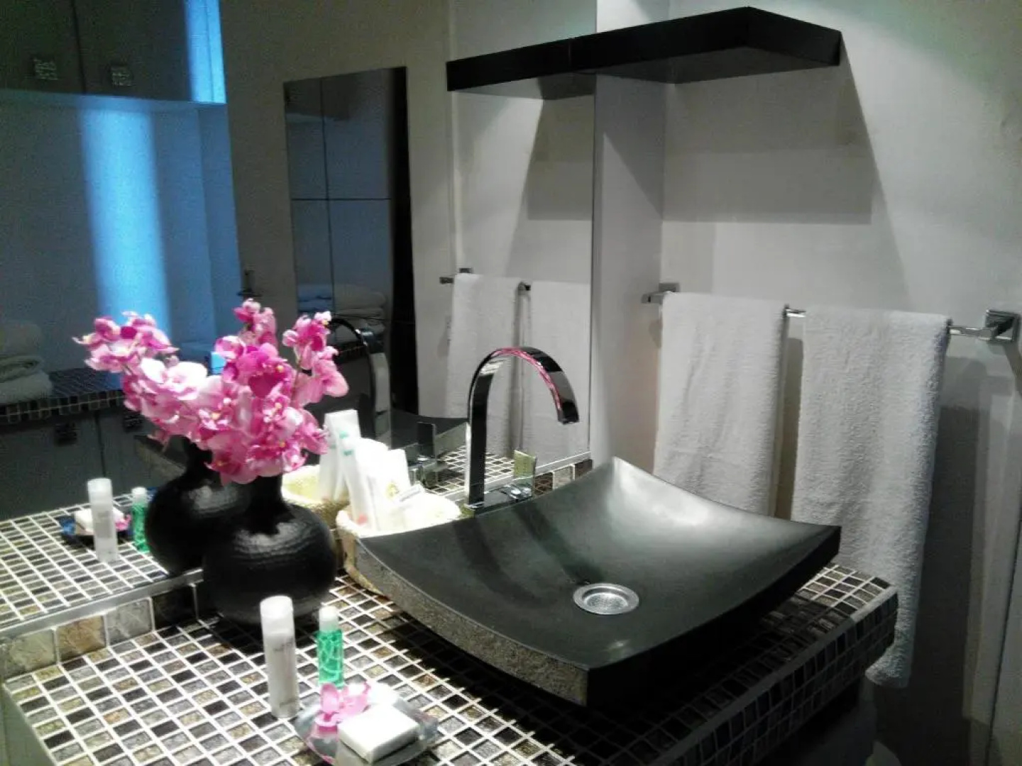 Apartment Saint Romain near Monaco, free Wifi
