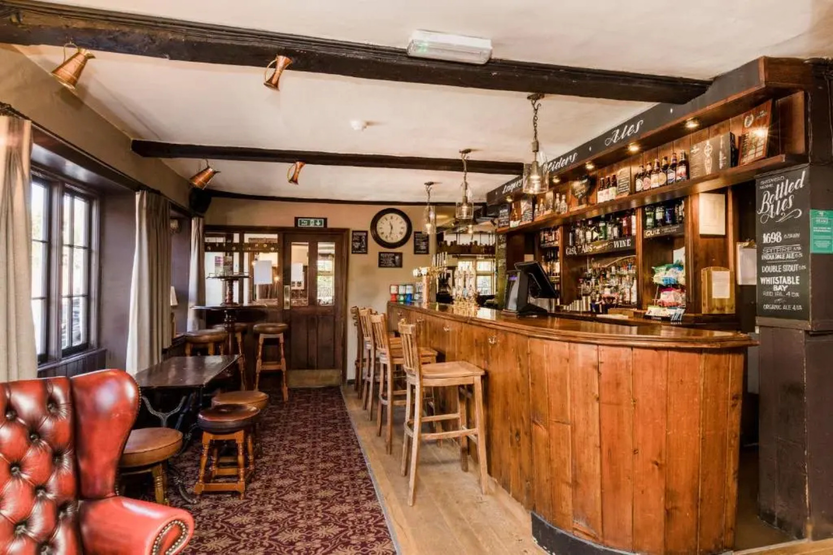 New Flying Horse Inn