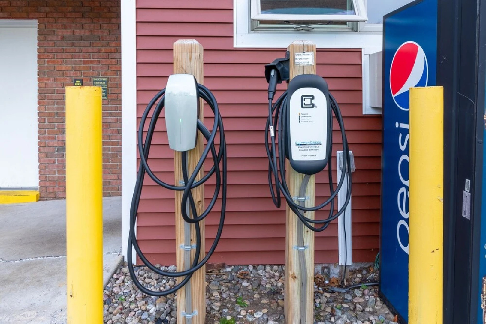 Trailhead by Weekender