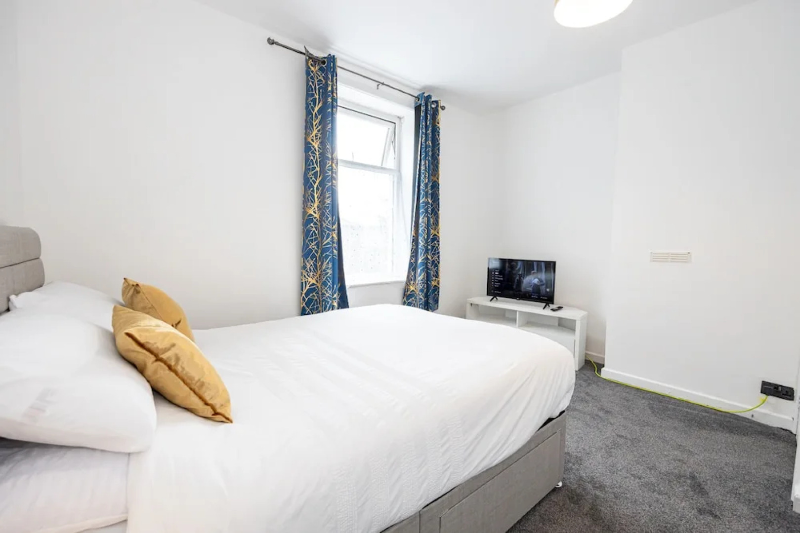 Immaculate 3-bed House in Accrington