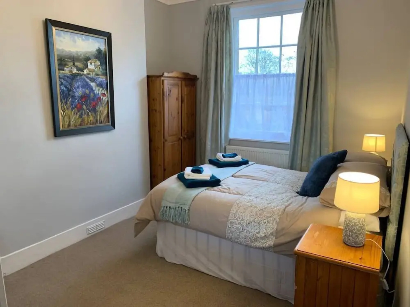 Elegant 2 Bed Georgian Apartment in Herne Bay