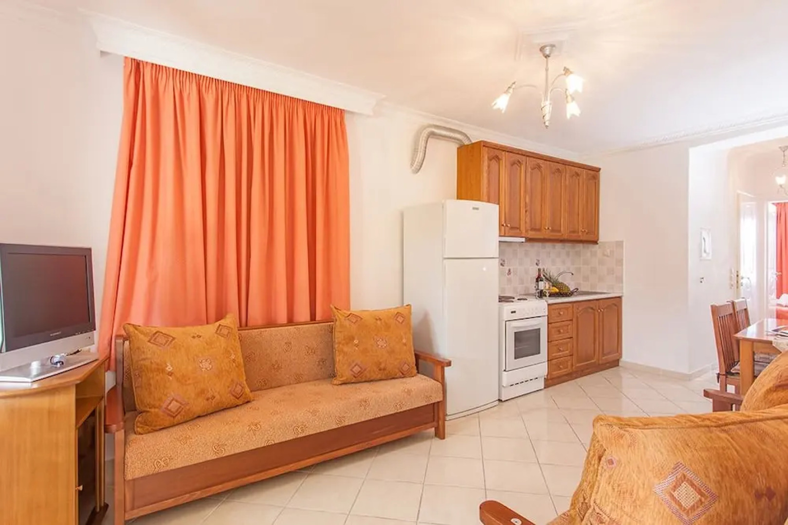 Ionion Maisonettes And Studios