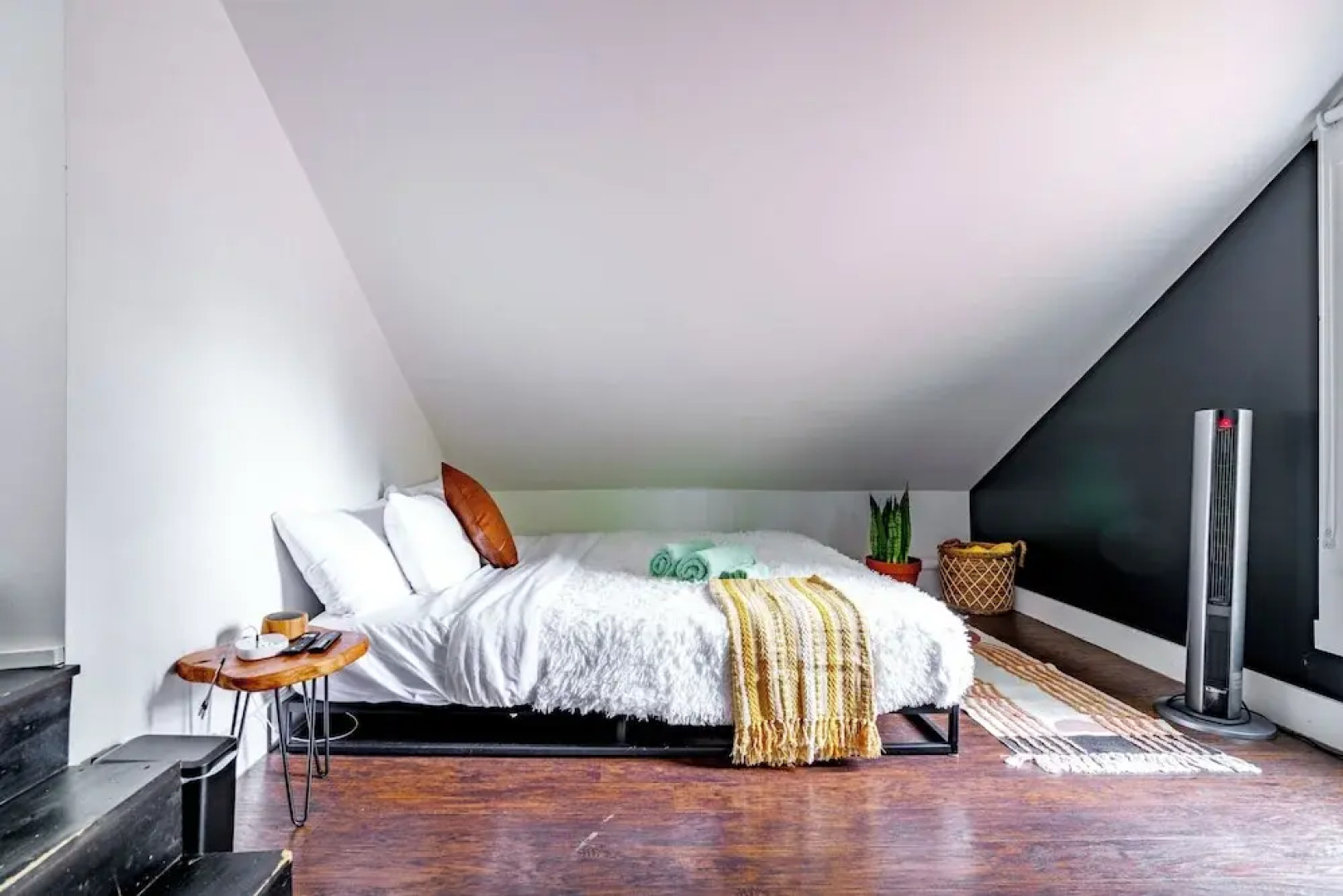 Jungle House Luxury Stays - Downtown Chillicothe