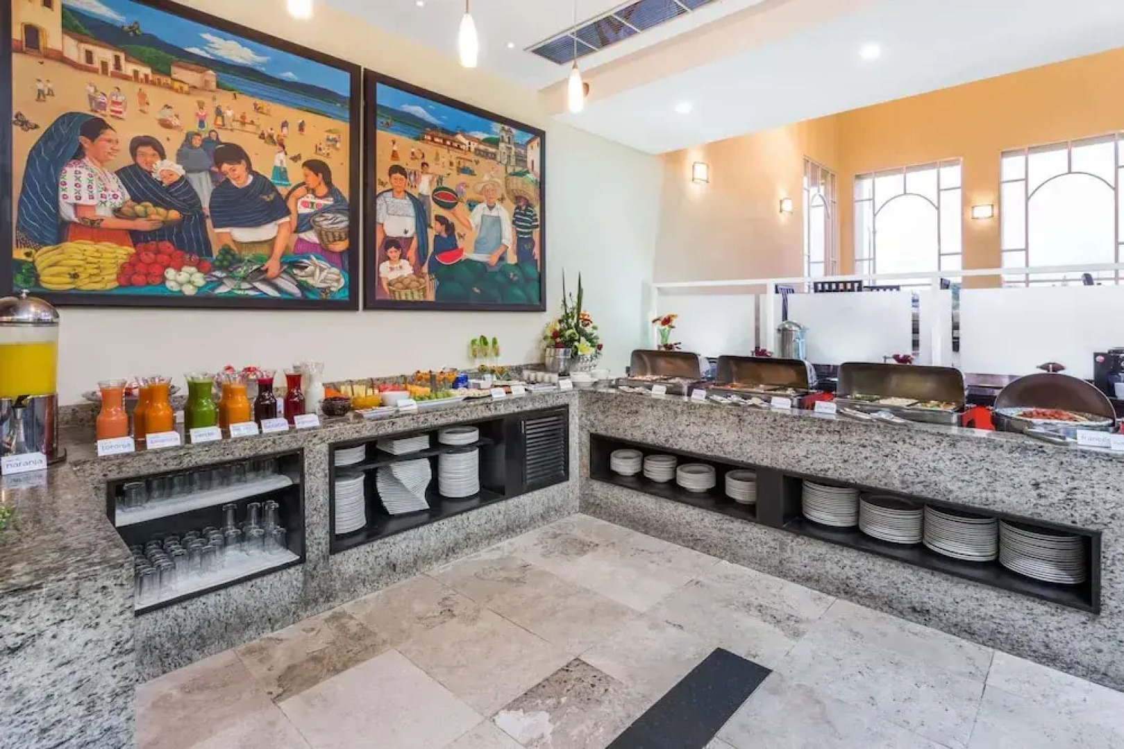 Hotel NH Lázaro Cárdenas