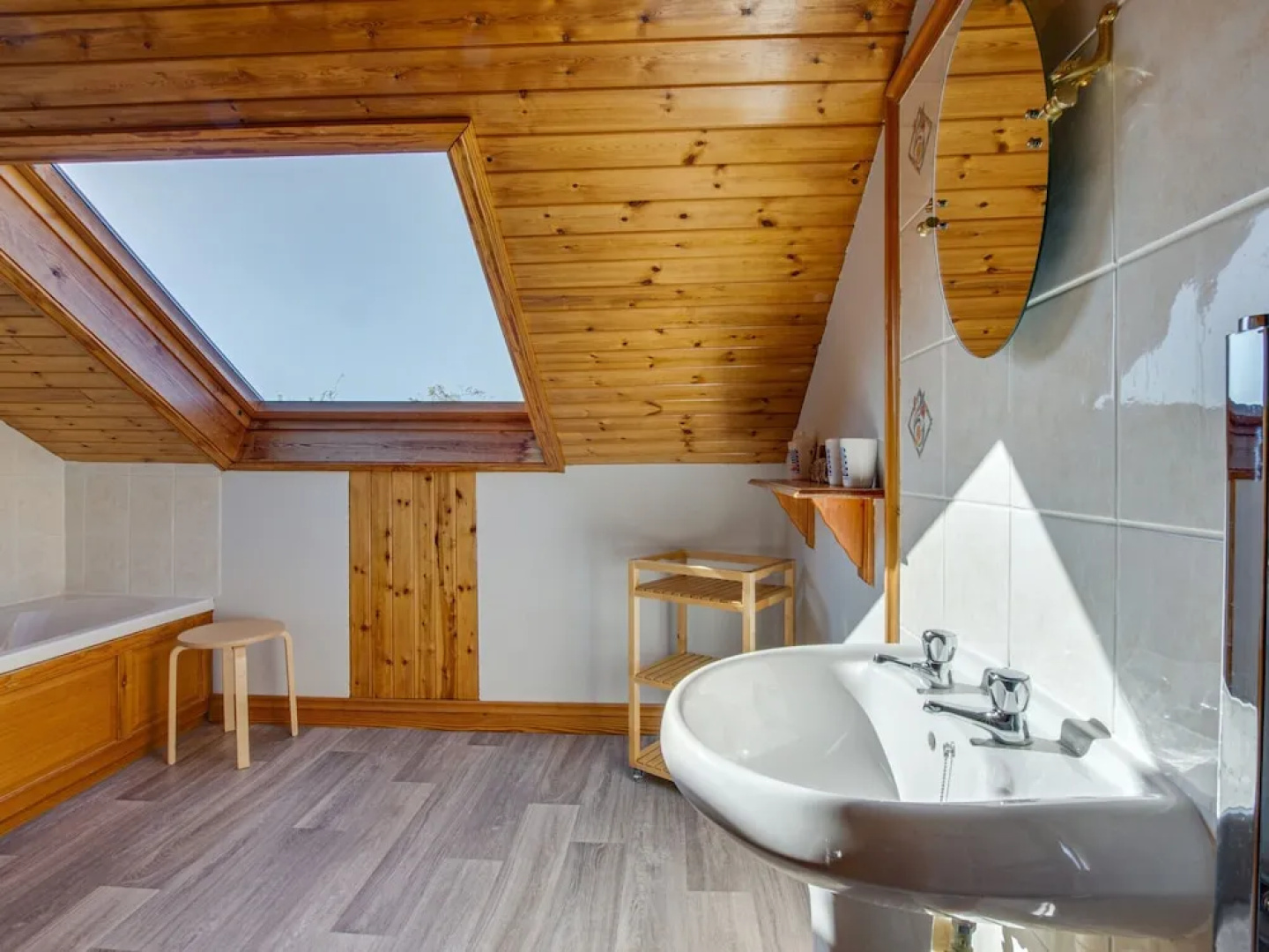 Modern Holiday Home in Moelfre Near Beach