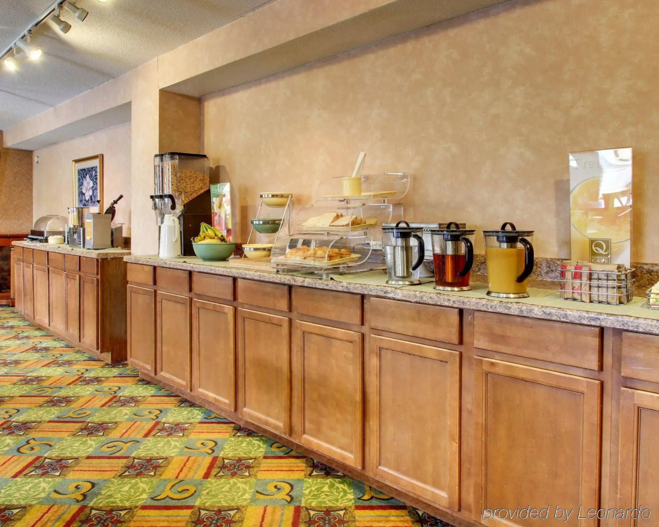 Rodeway Inn North