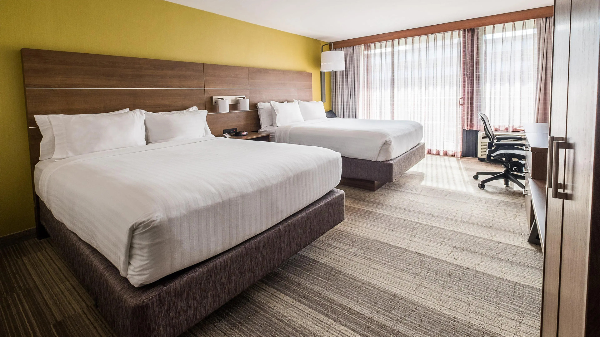 Holiday Inn Express Fullerton - Anaheim by IHG