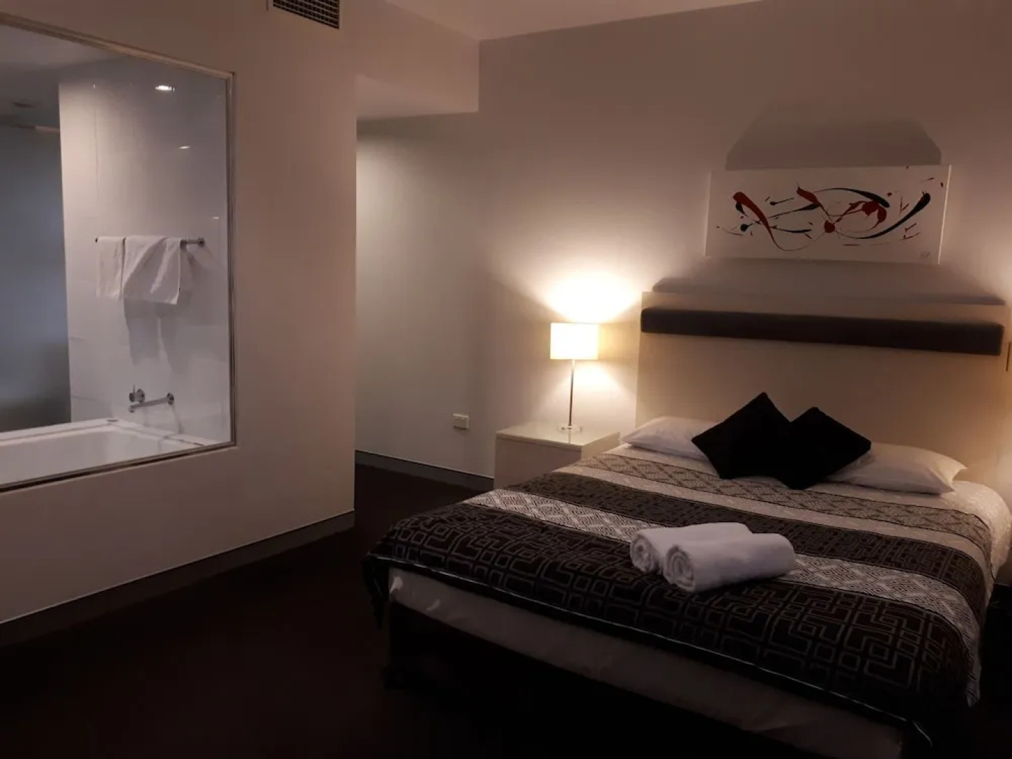 Hinchinbrook Harbour Holiday Apartments