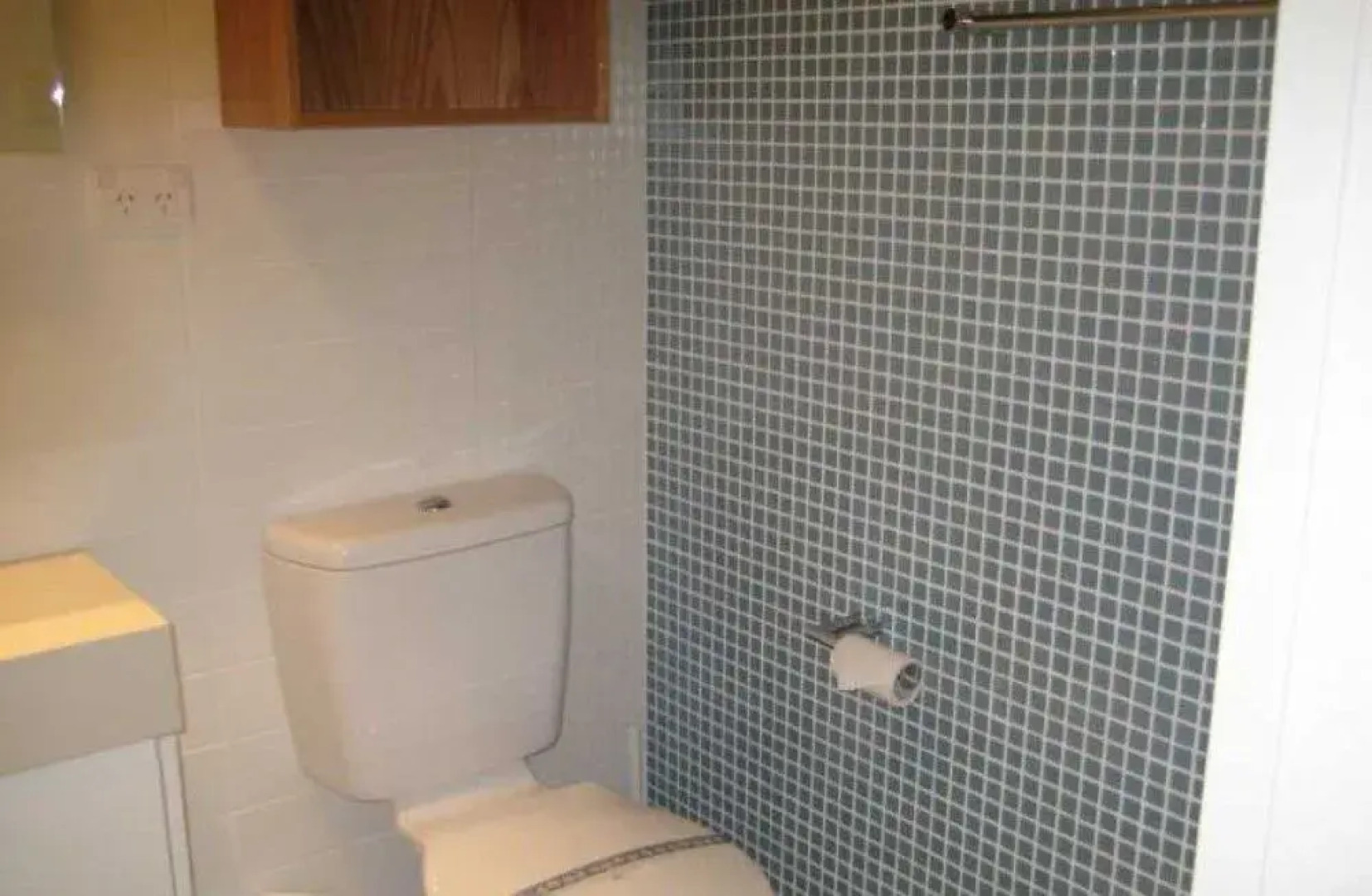 Cote D'Azur, Unit 7/61 Donald Street