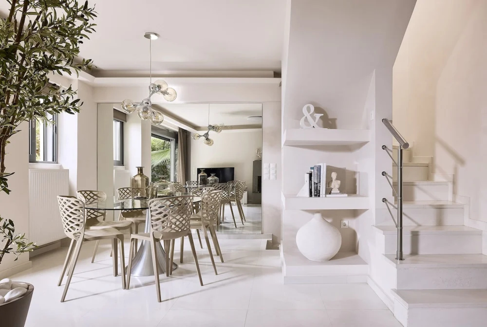 Elaia Luxury Suites Glyfada