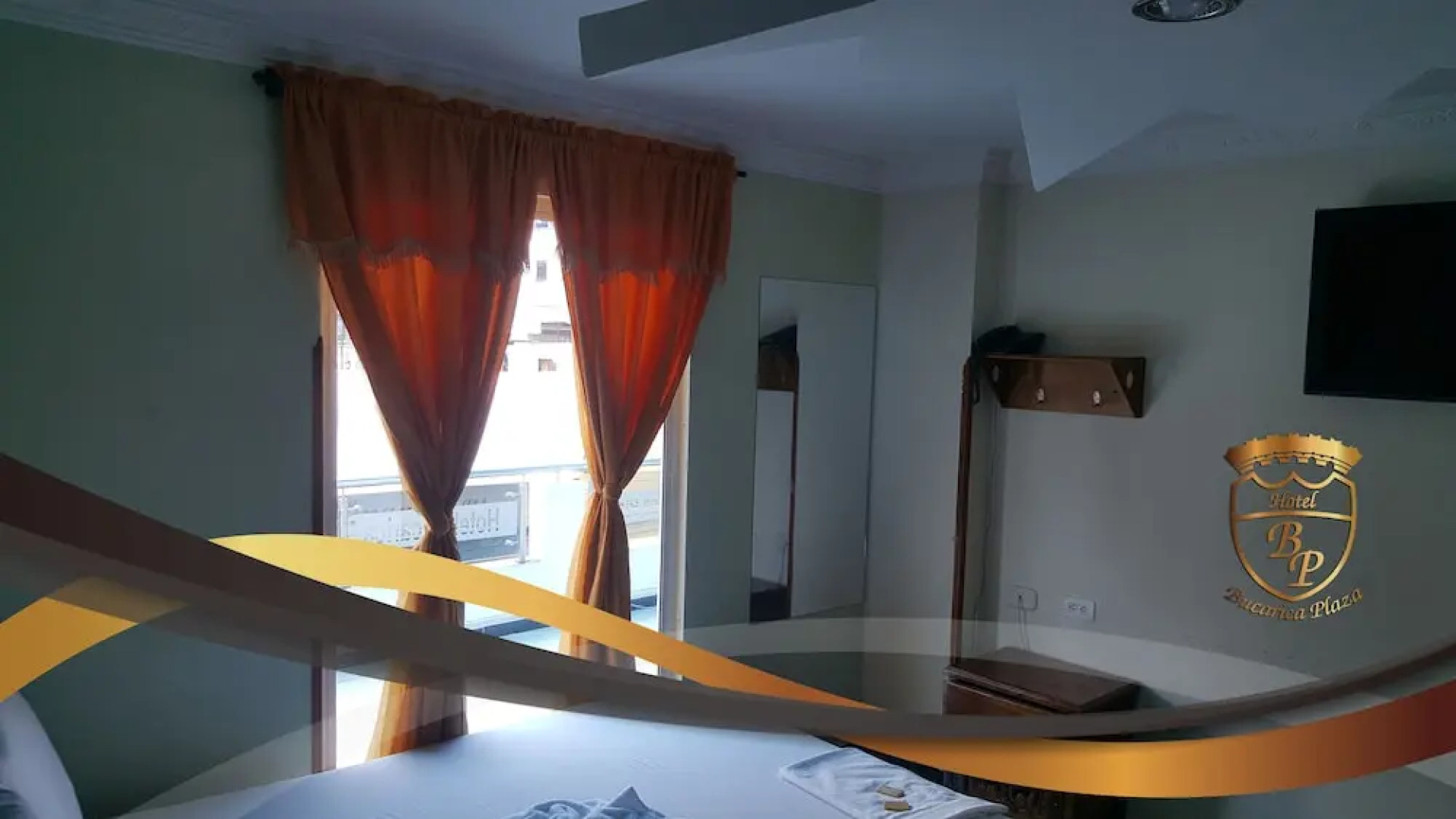 Hotel Bucarica Plaza