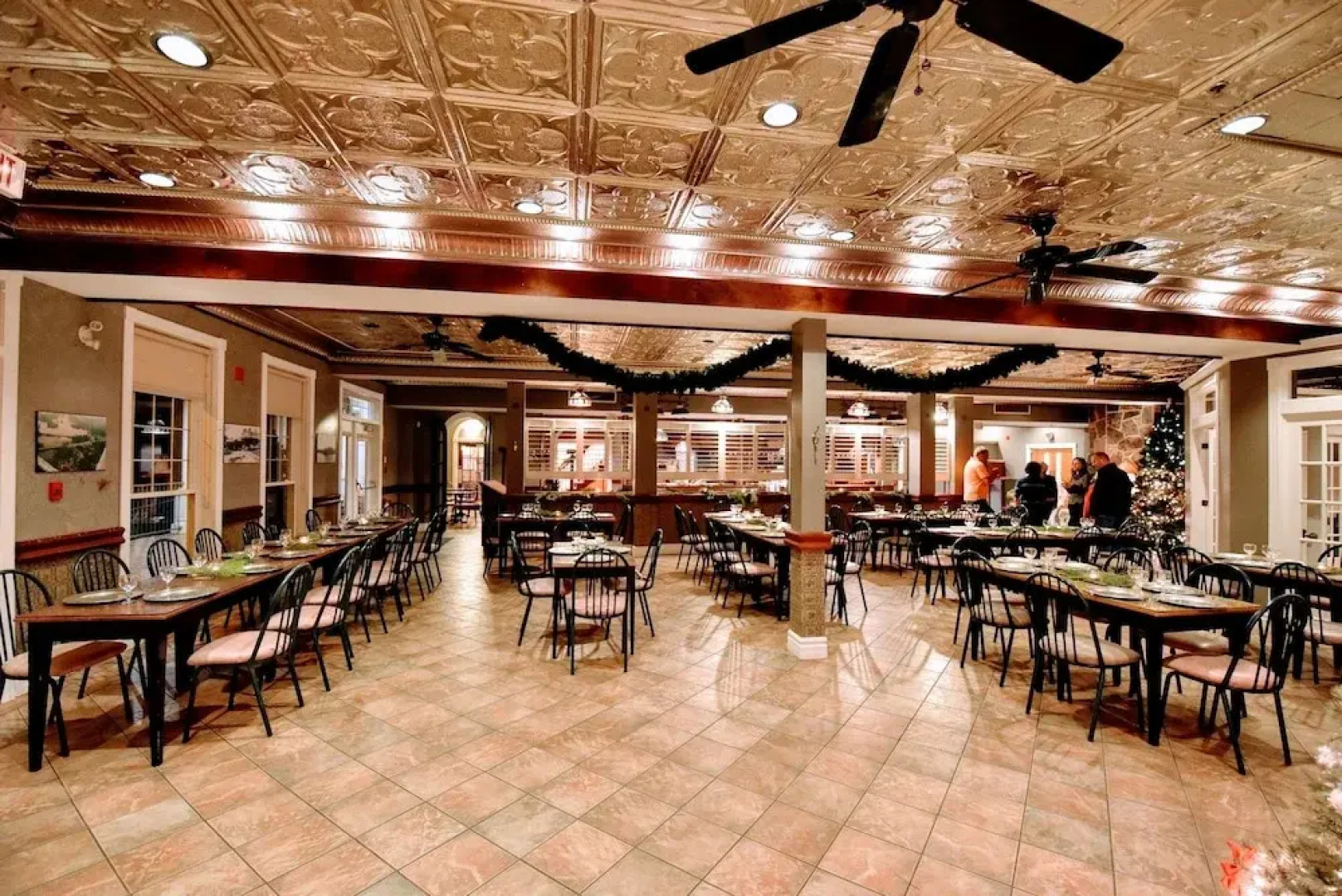 The Burleigh Falls Inn & Suites