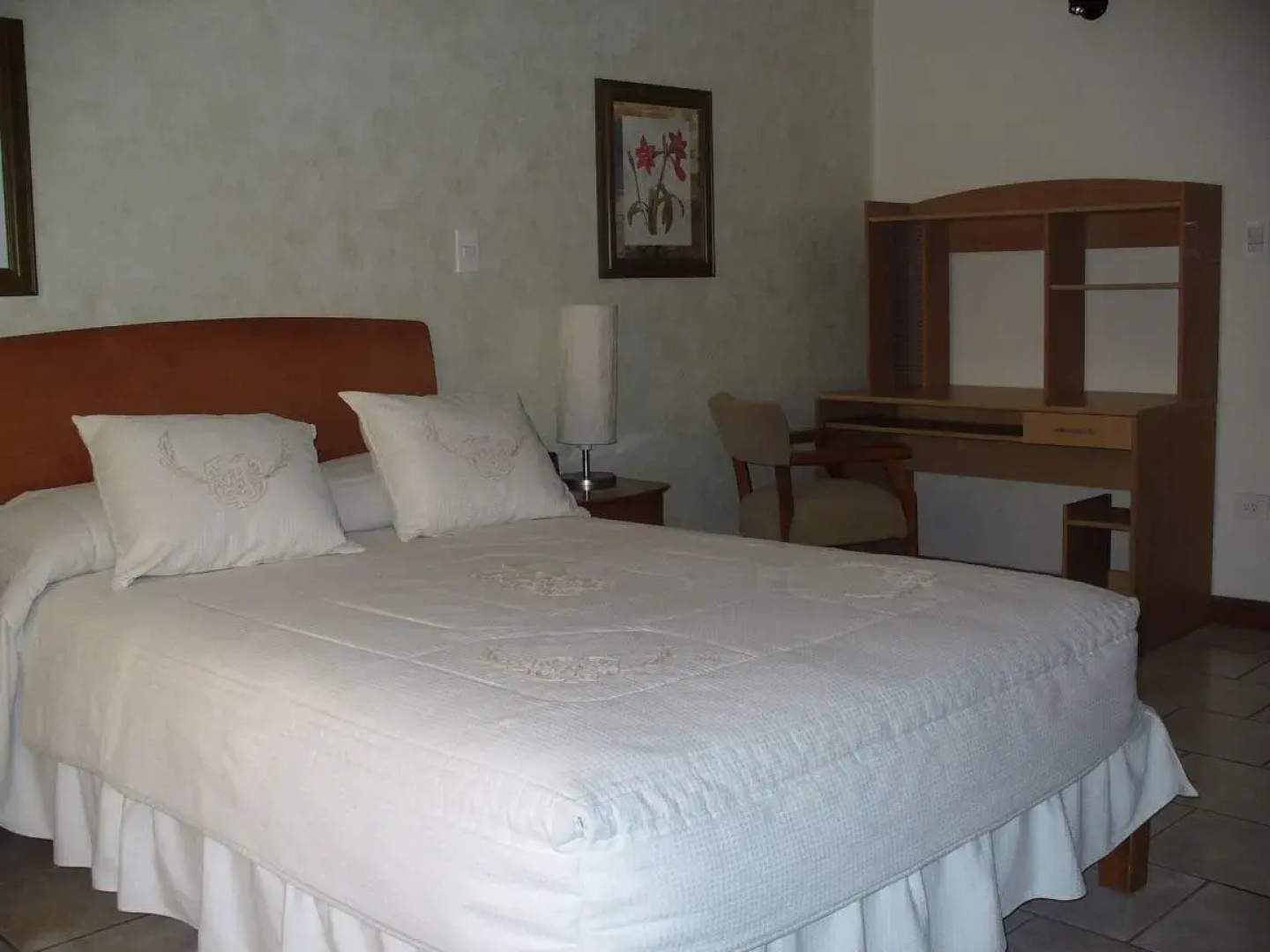 Confort Ejecutivo Suites Lindavista