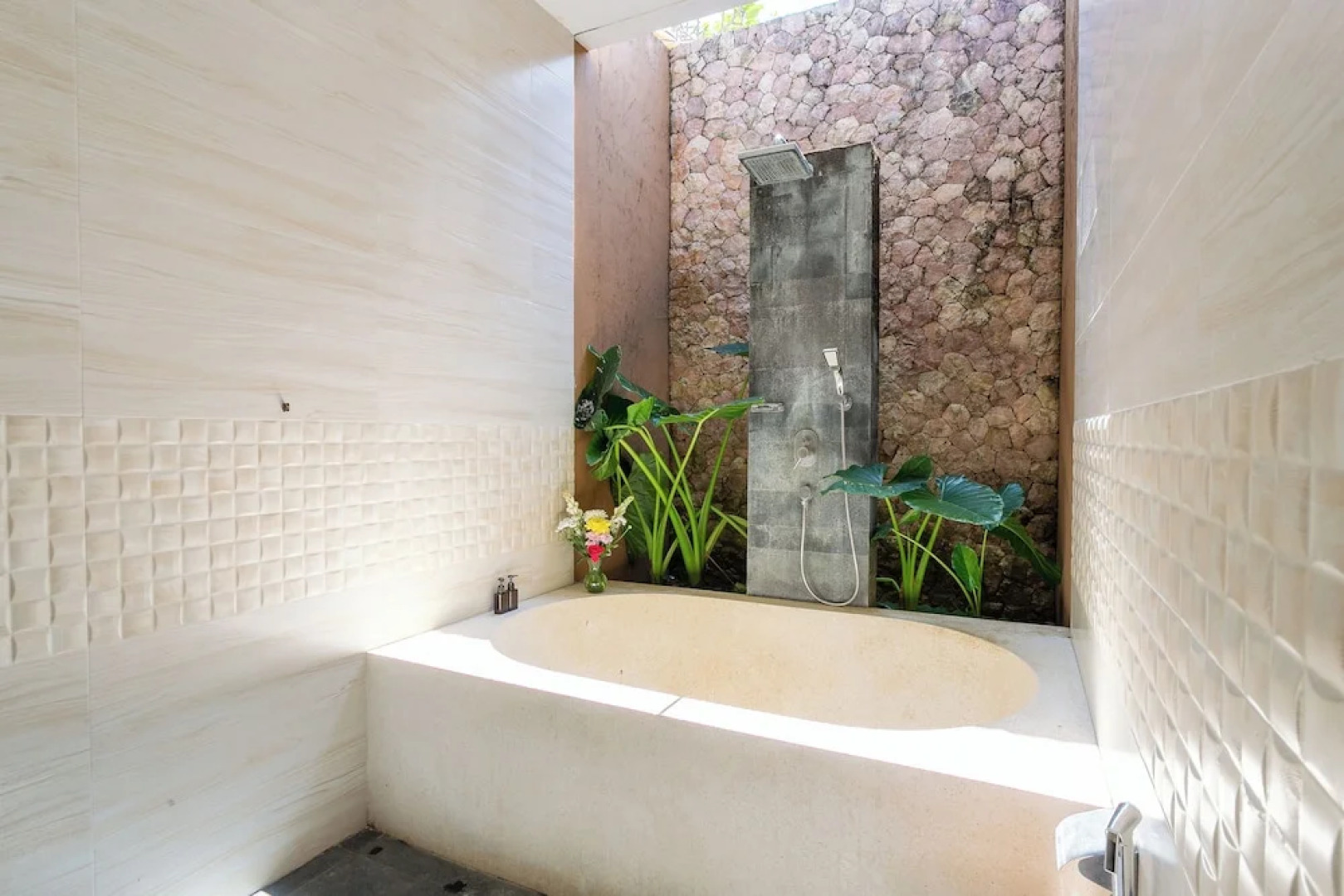 Sukanami Villa Ubud by ecommerceloka