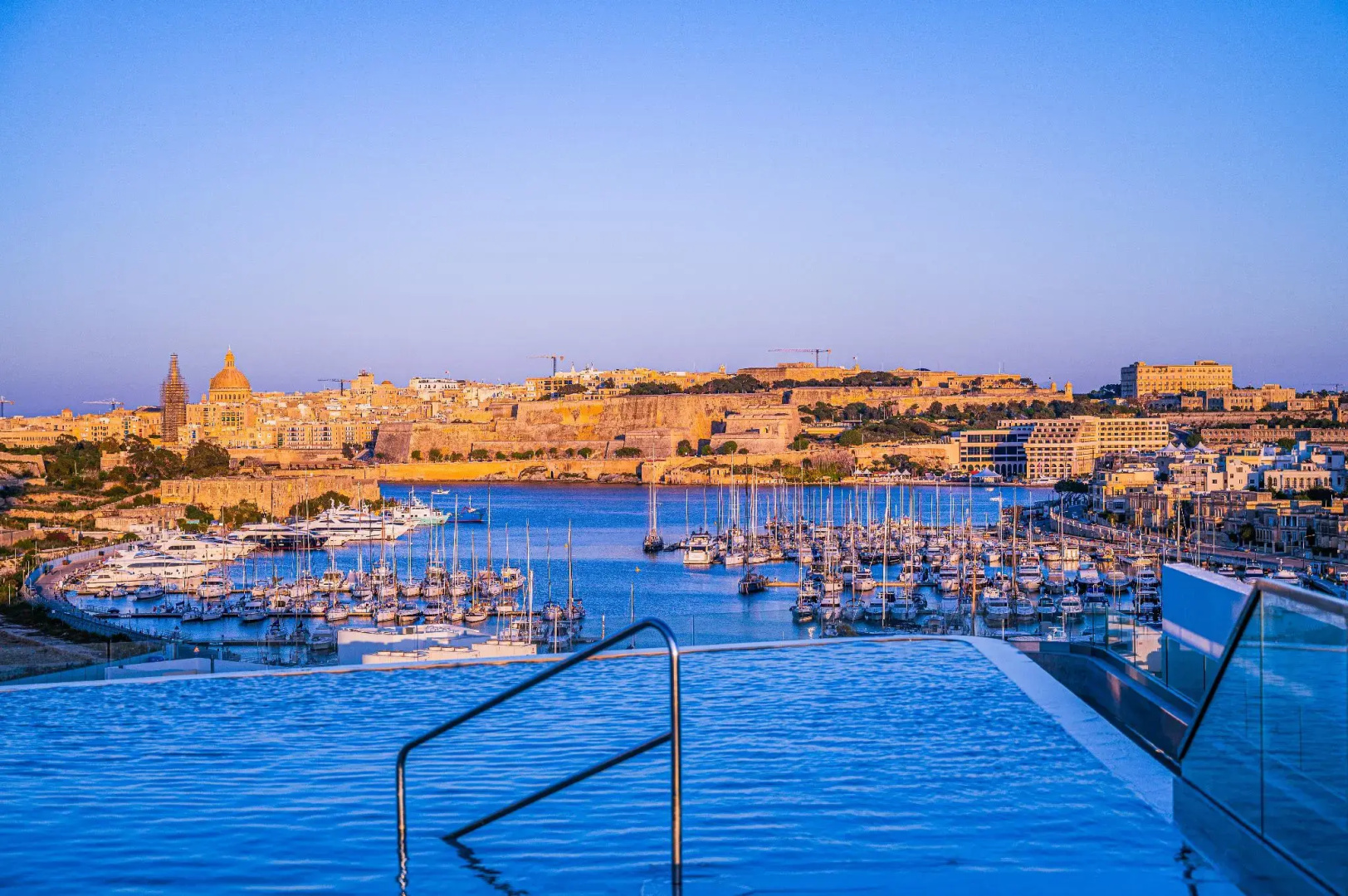 Grands Suites Hotel Residences & SPA