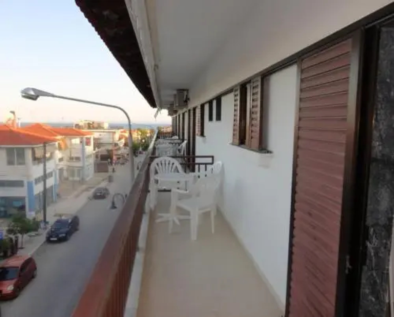 Chris Apartments