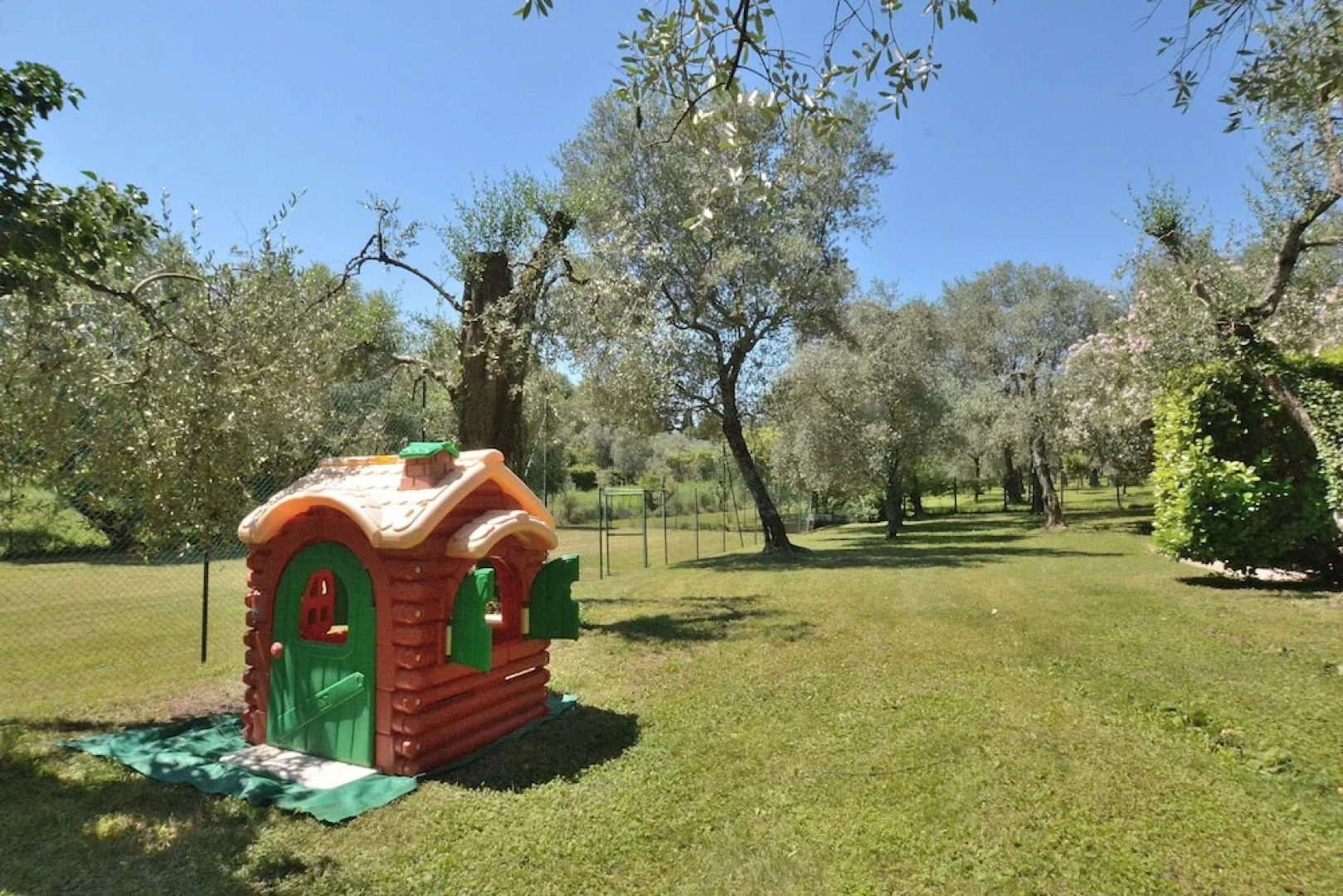 Apartment La Fiore 1 With Pool