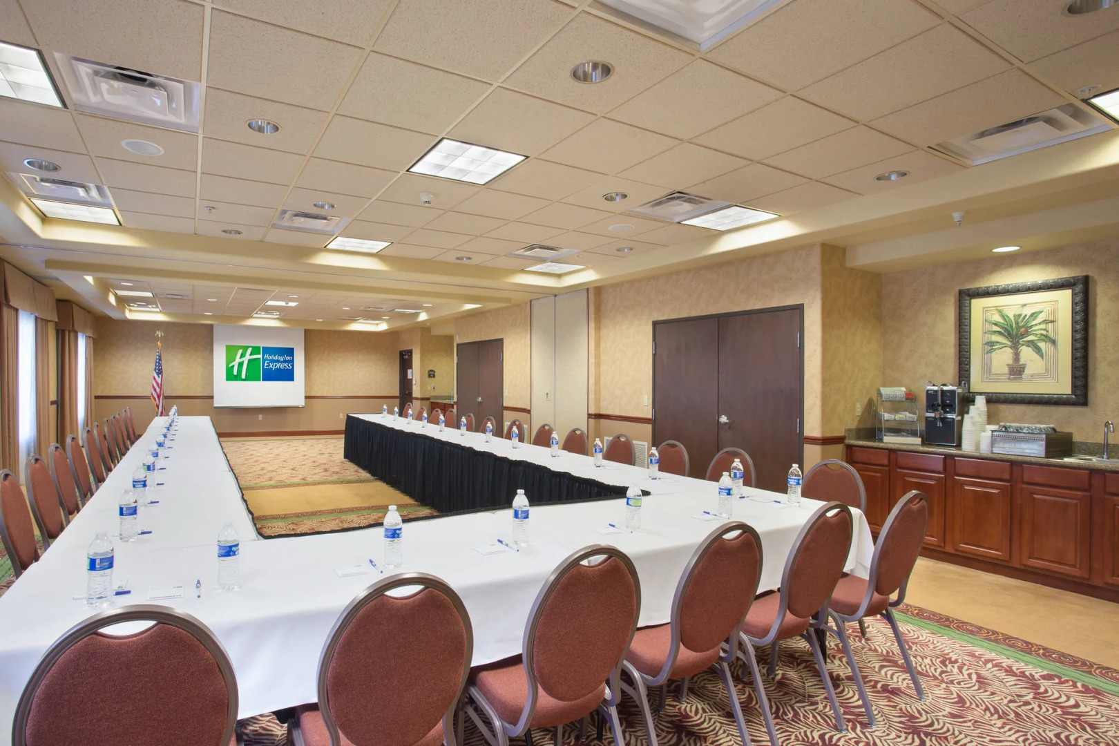 Holiday Inn Express & Suites Yuma by IHG