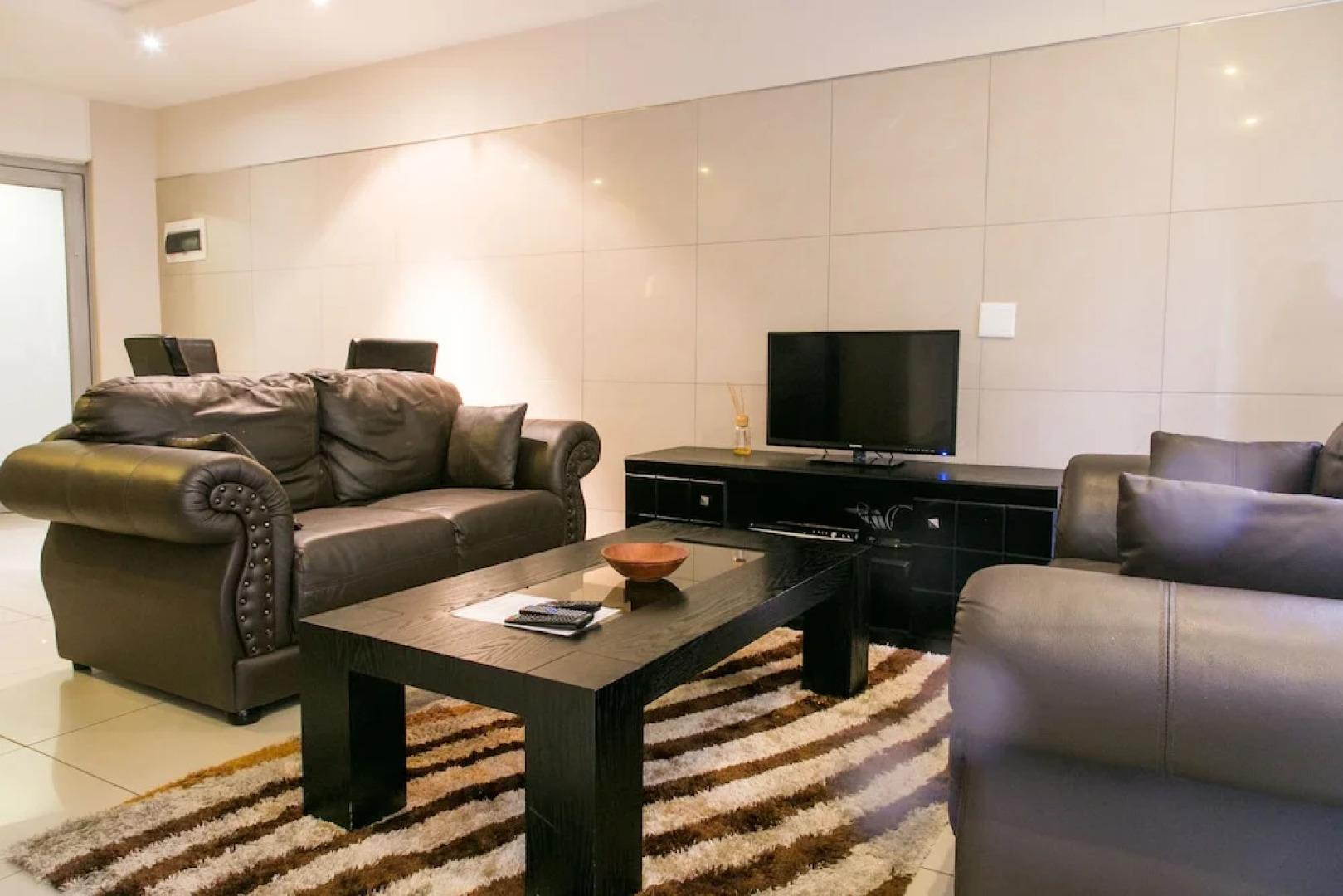 Hydro Executive Apartments