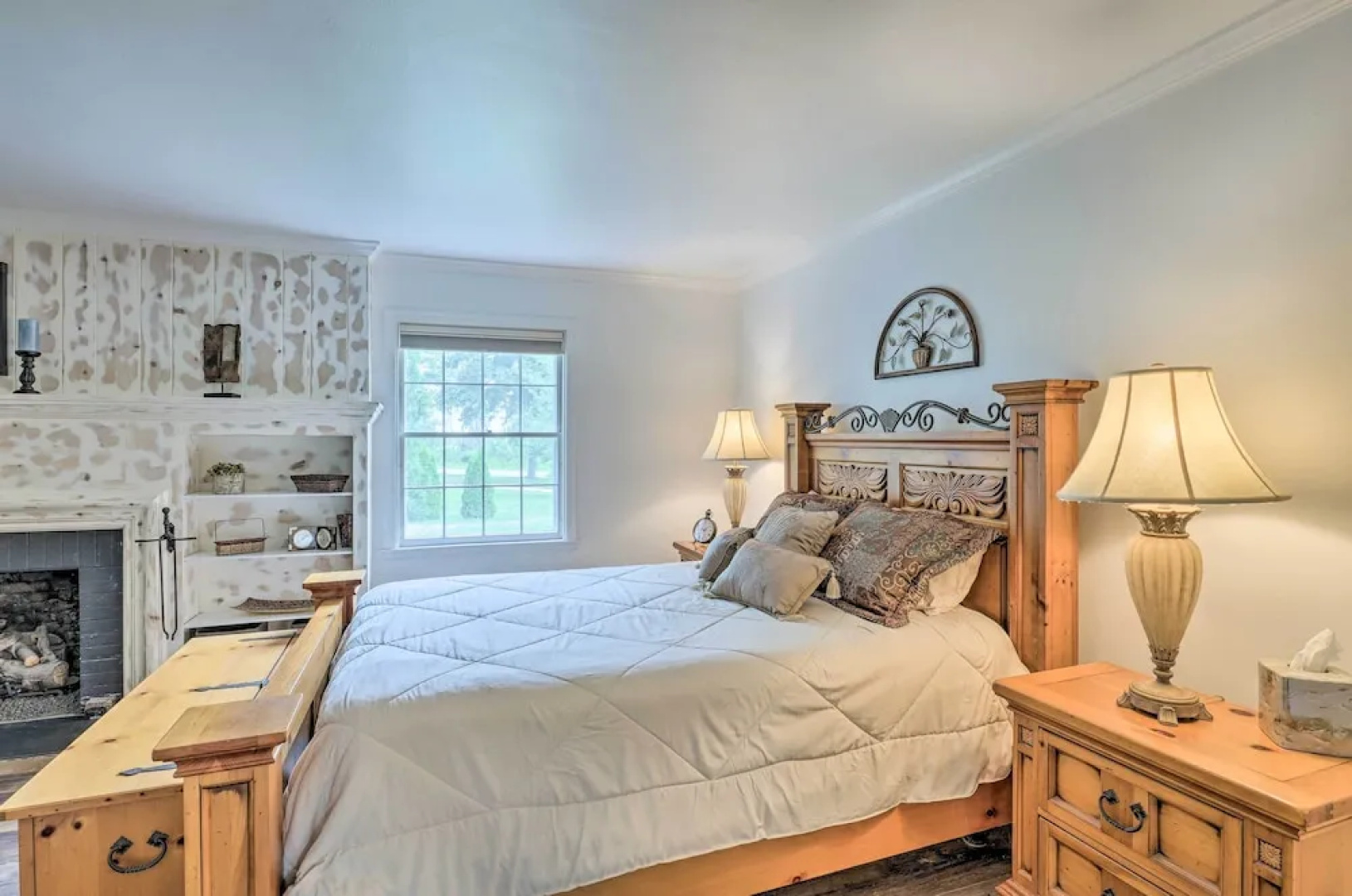 Sheboygan Home w/ Views of Lake & Lighthouse!