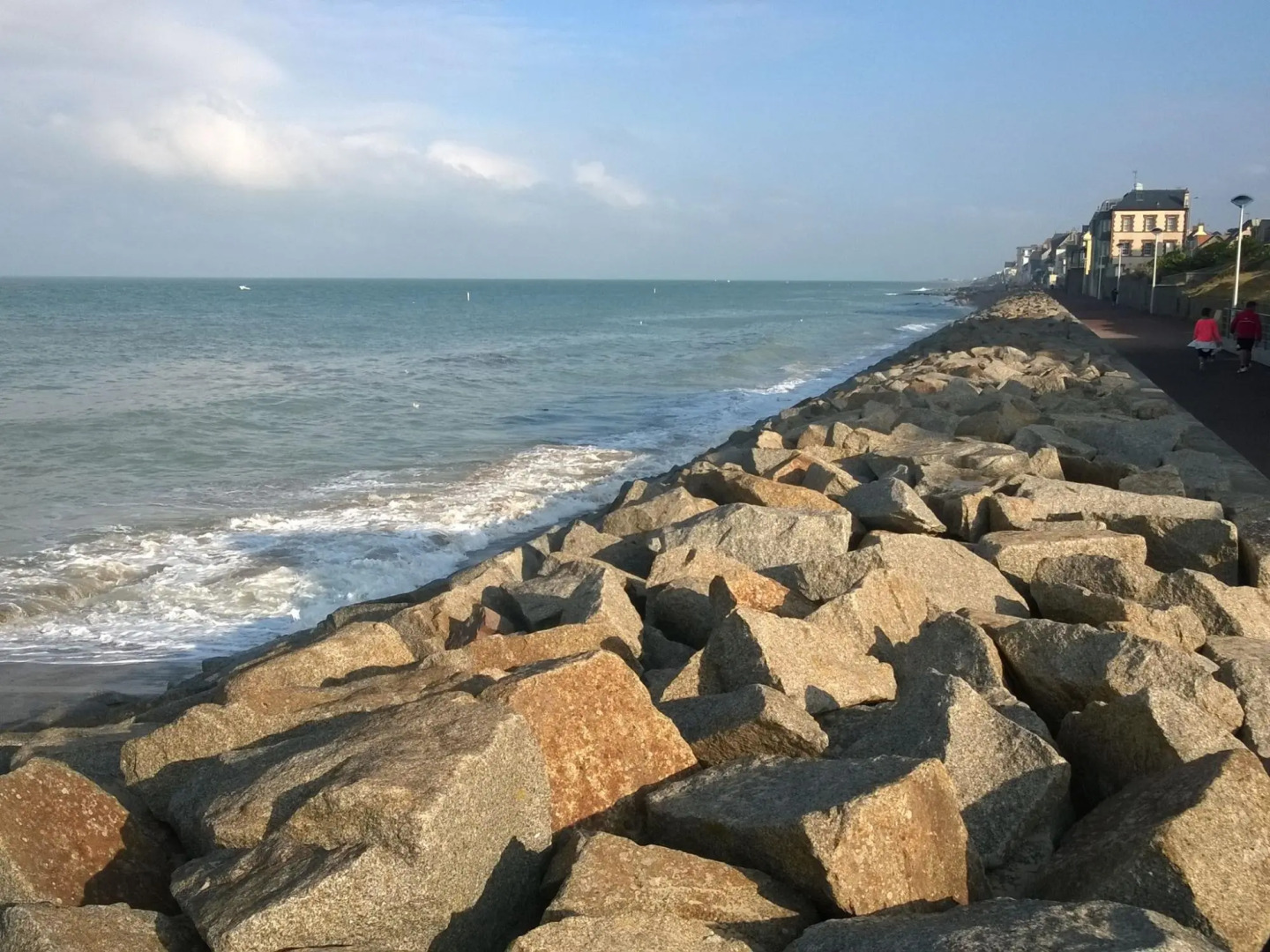 Beautiful Holiday Home in Agon-Coutainville with Garden