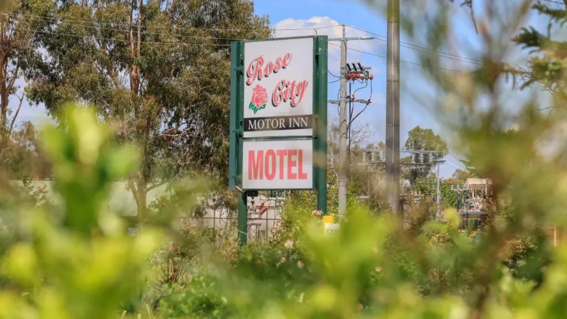 Rose City Motor Inn