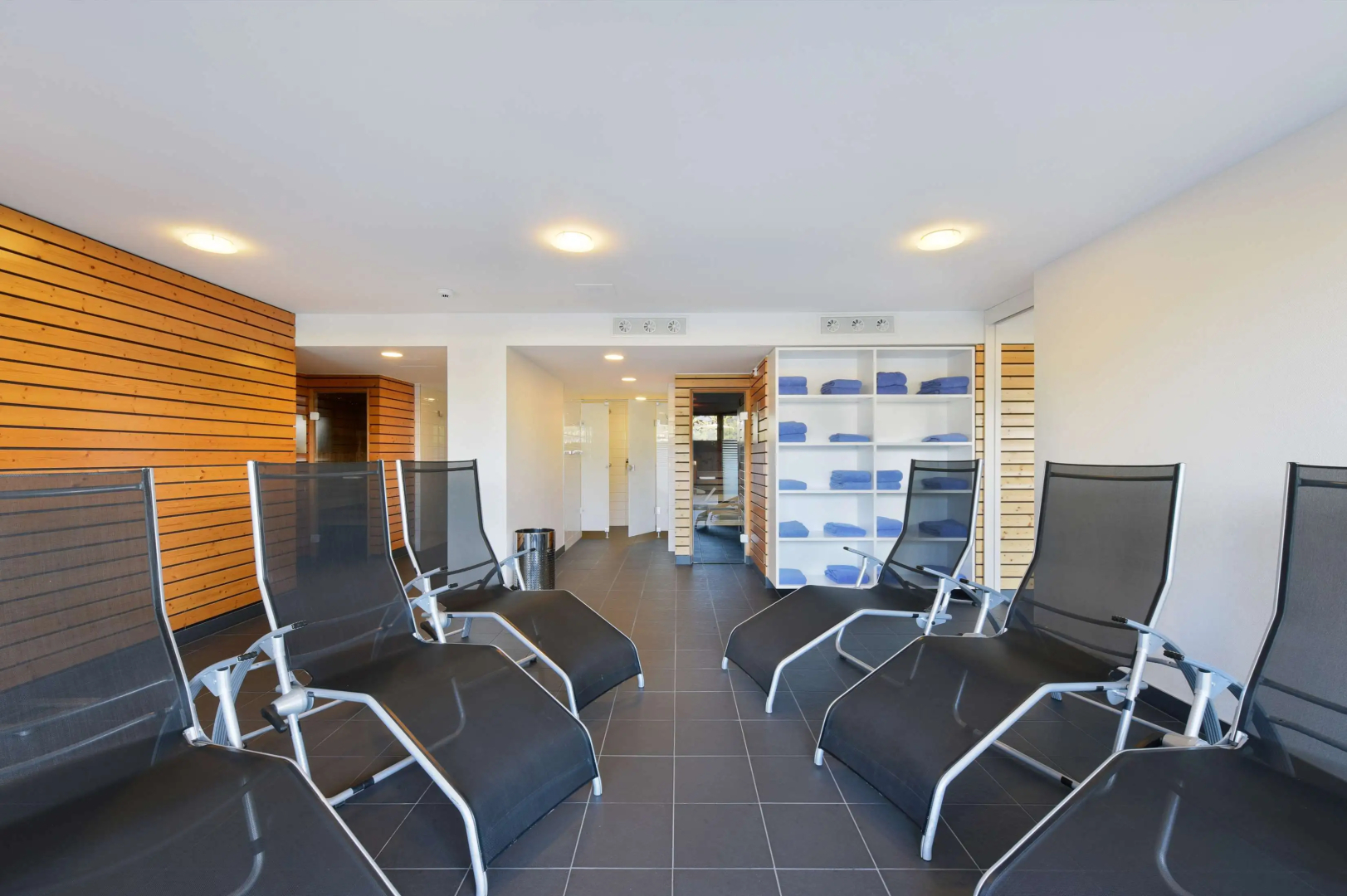 HERMITAGE Lake Lucerne - Beach Club & Lifestyle Hotel