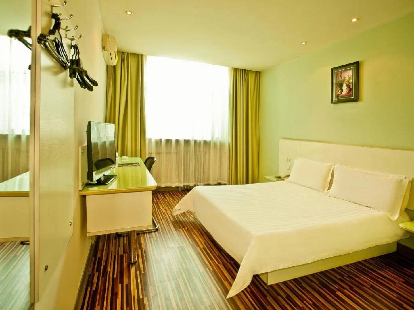 Jinjiang Inn Style Taiyuan Wanda Plaza Guomao Hotel