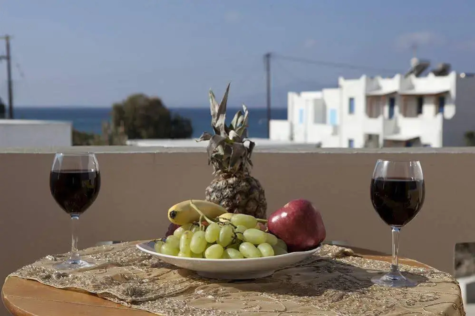 Iades Studios & Apartments