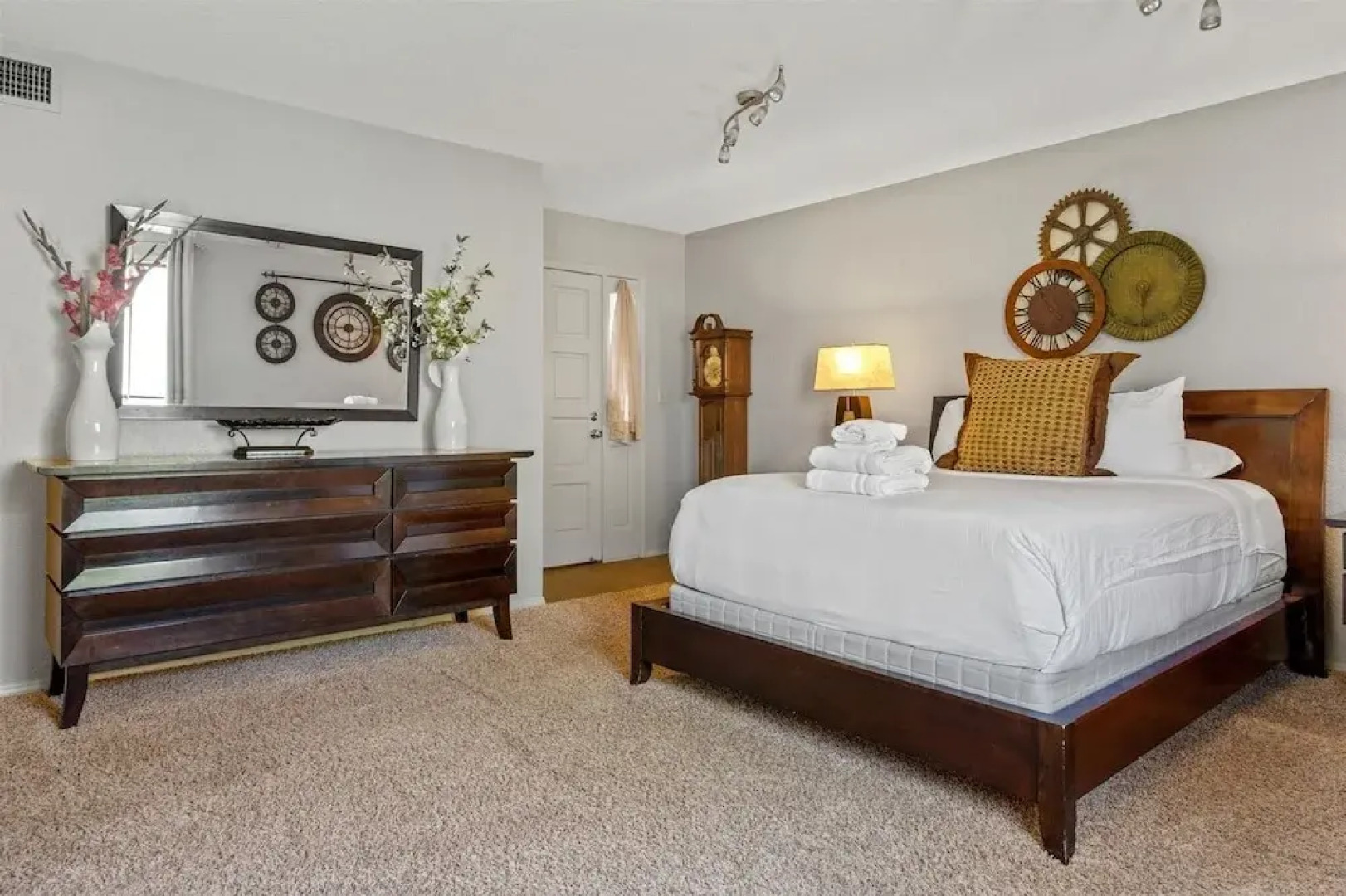 100 @ Bell Rockcondo- Kaibab 2 Bedroom Condo by RedAwning