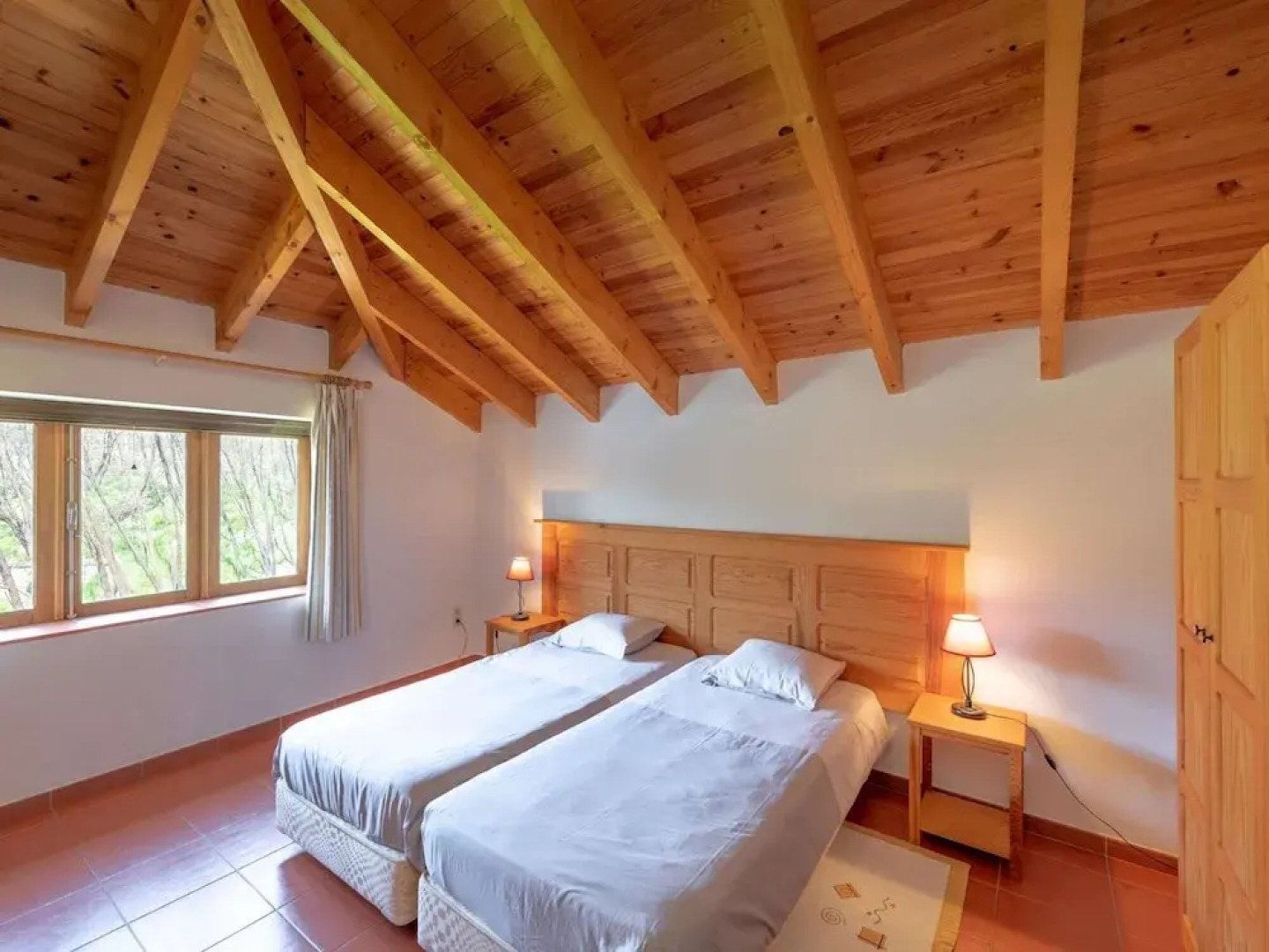 Mansion in Dao Valley by River Beach