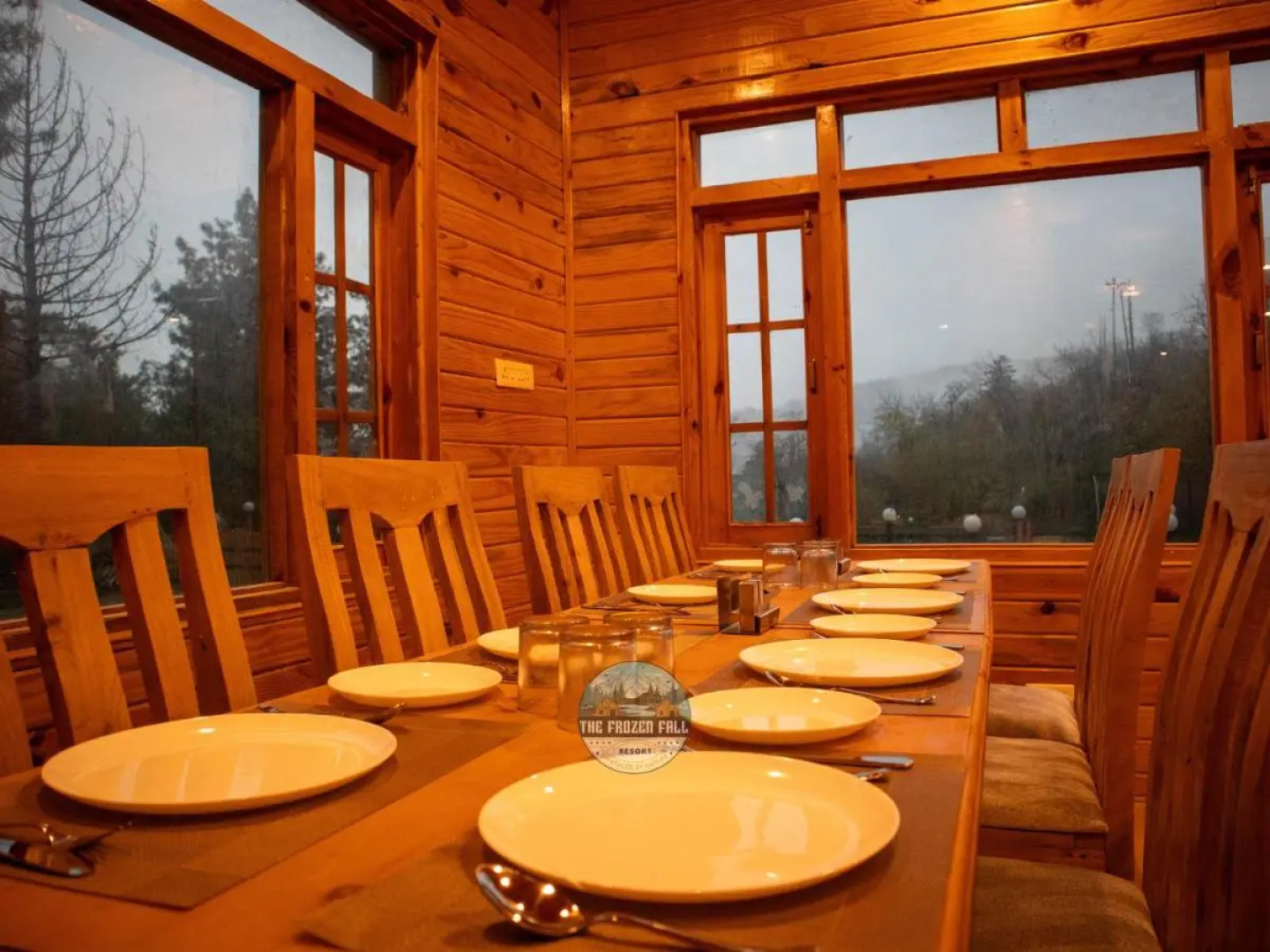 The FrozenFall Resort - Gulmarg
