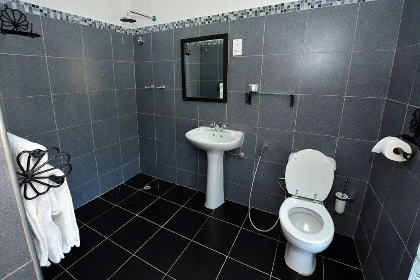 Gordons on 125 First Street