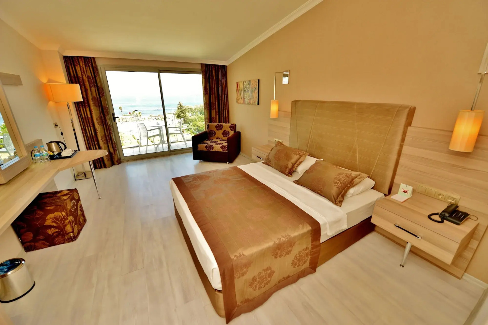 Green Nature Diamond Hotel