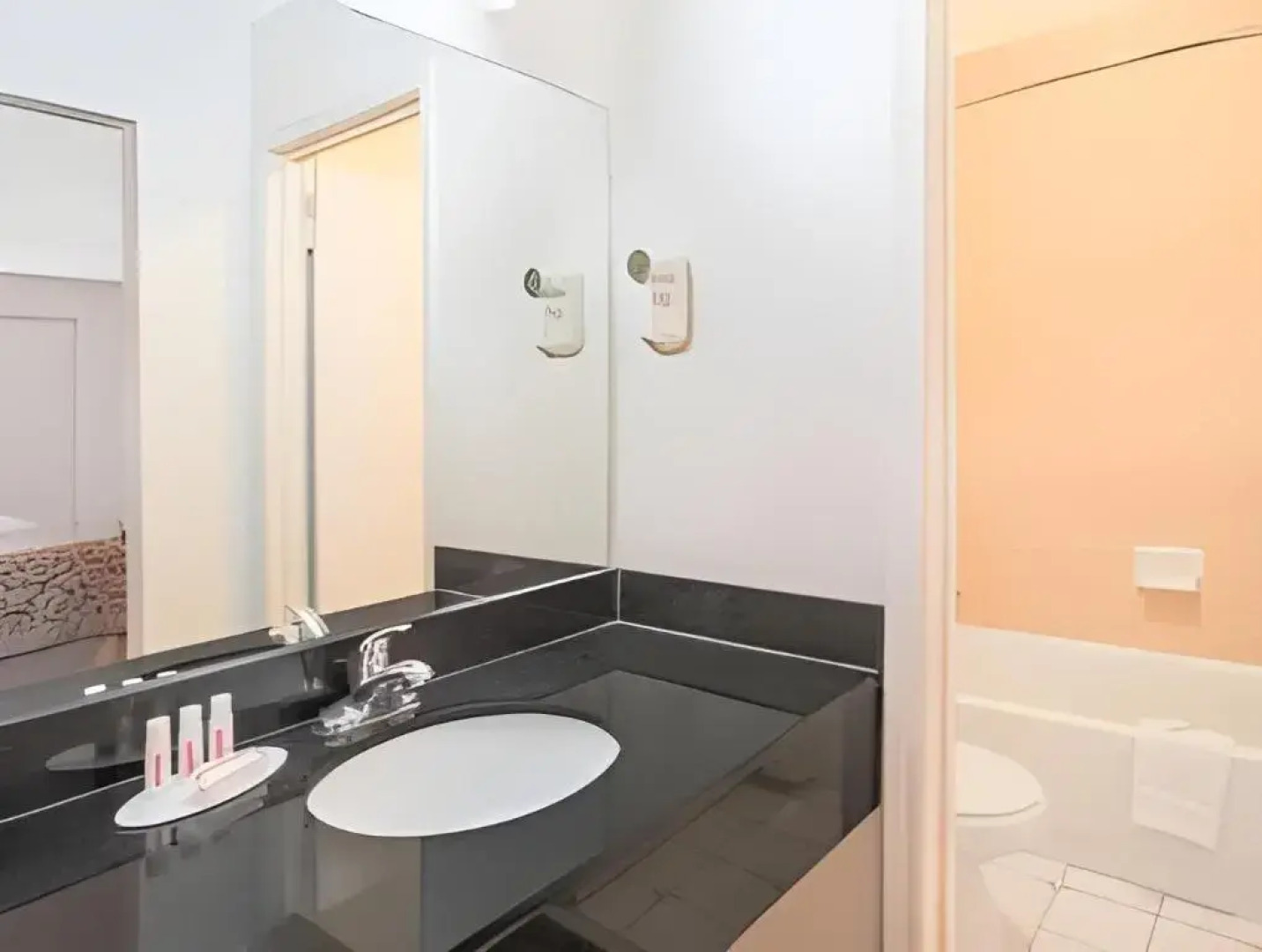 Americas Best Value Inn Holly Springs