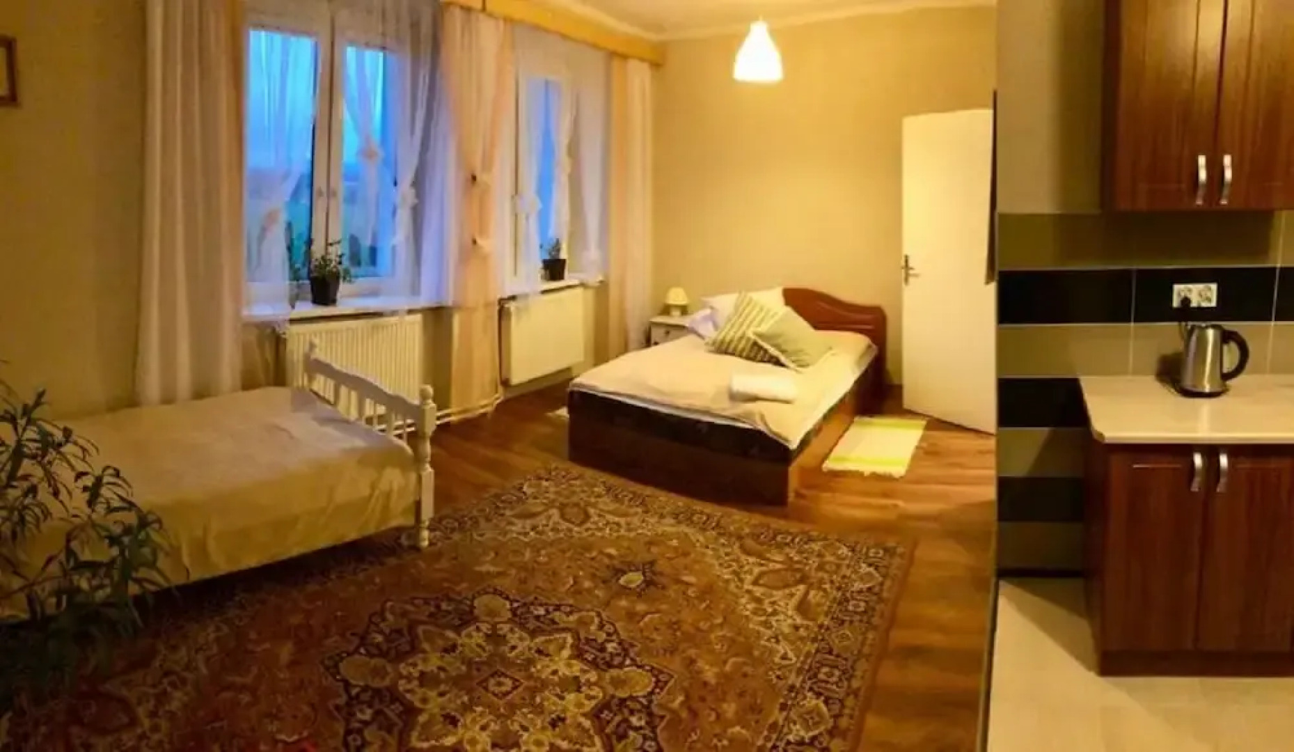 Byczy Rog Noclehy Na Hranici