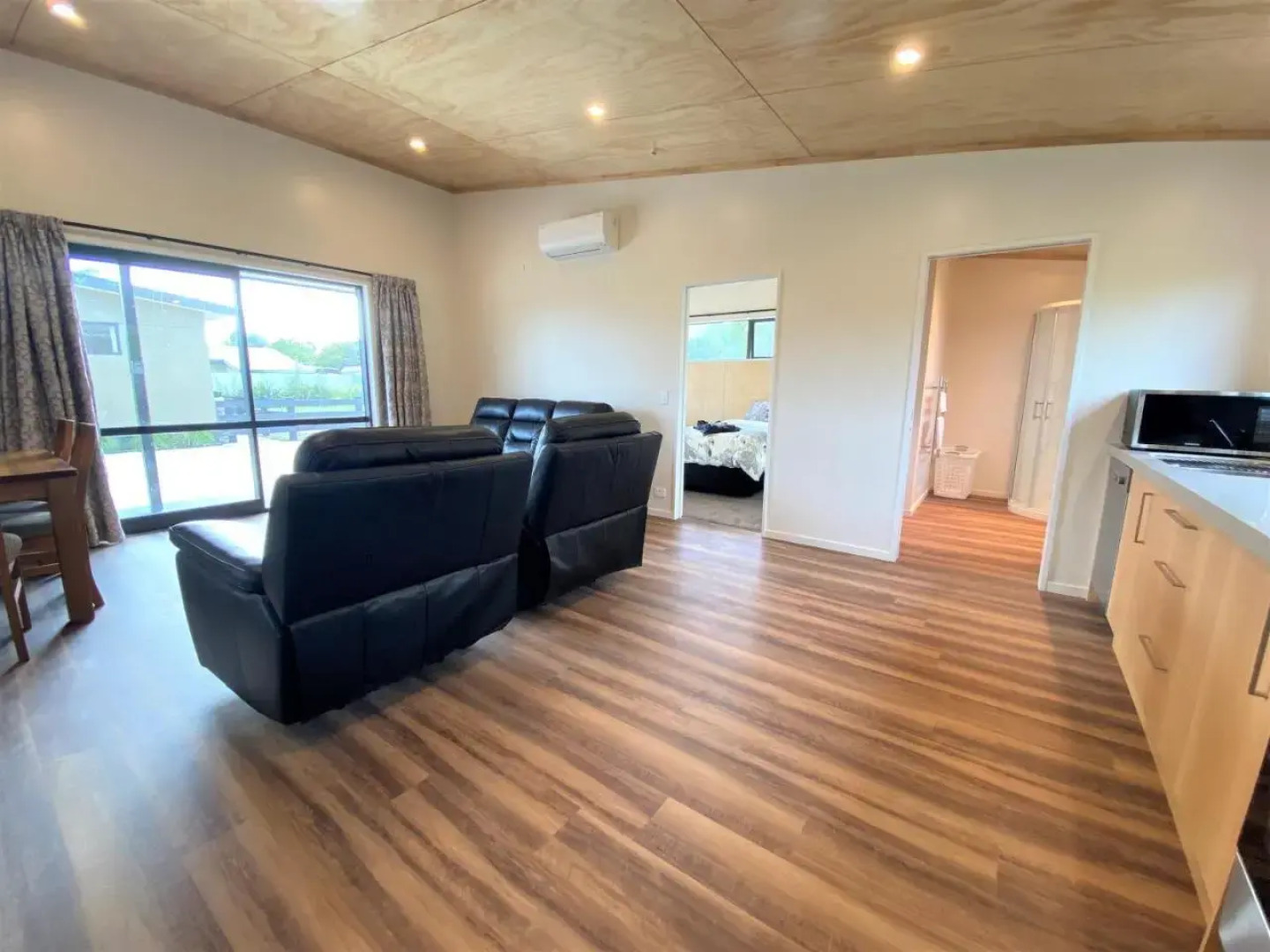 Country Retreats on Ranzau 8